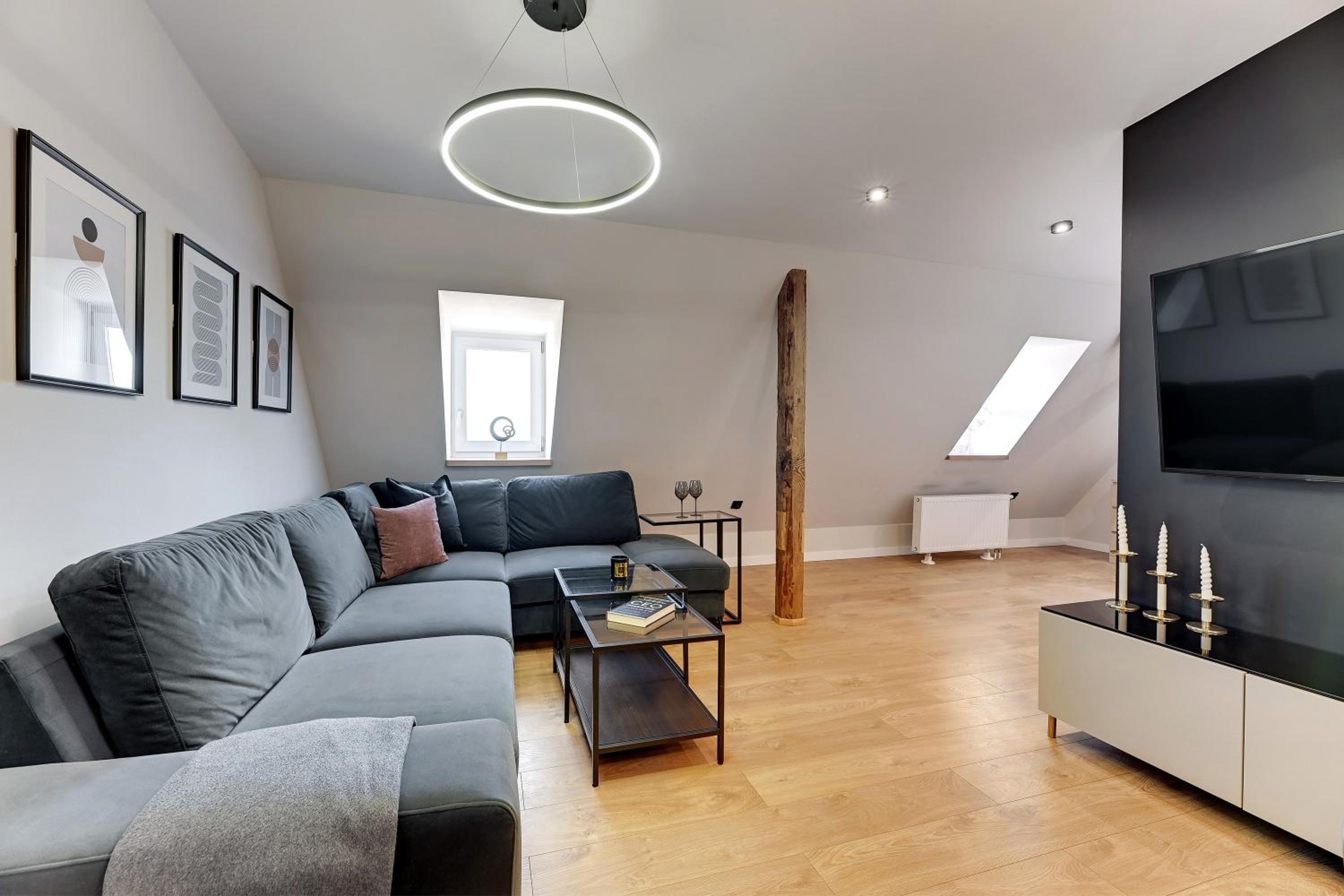 Grunwaldzka Attic by Downtown Apartments