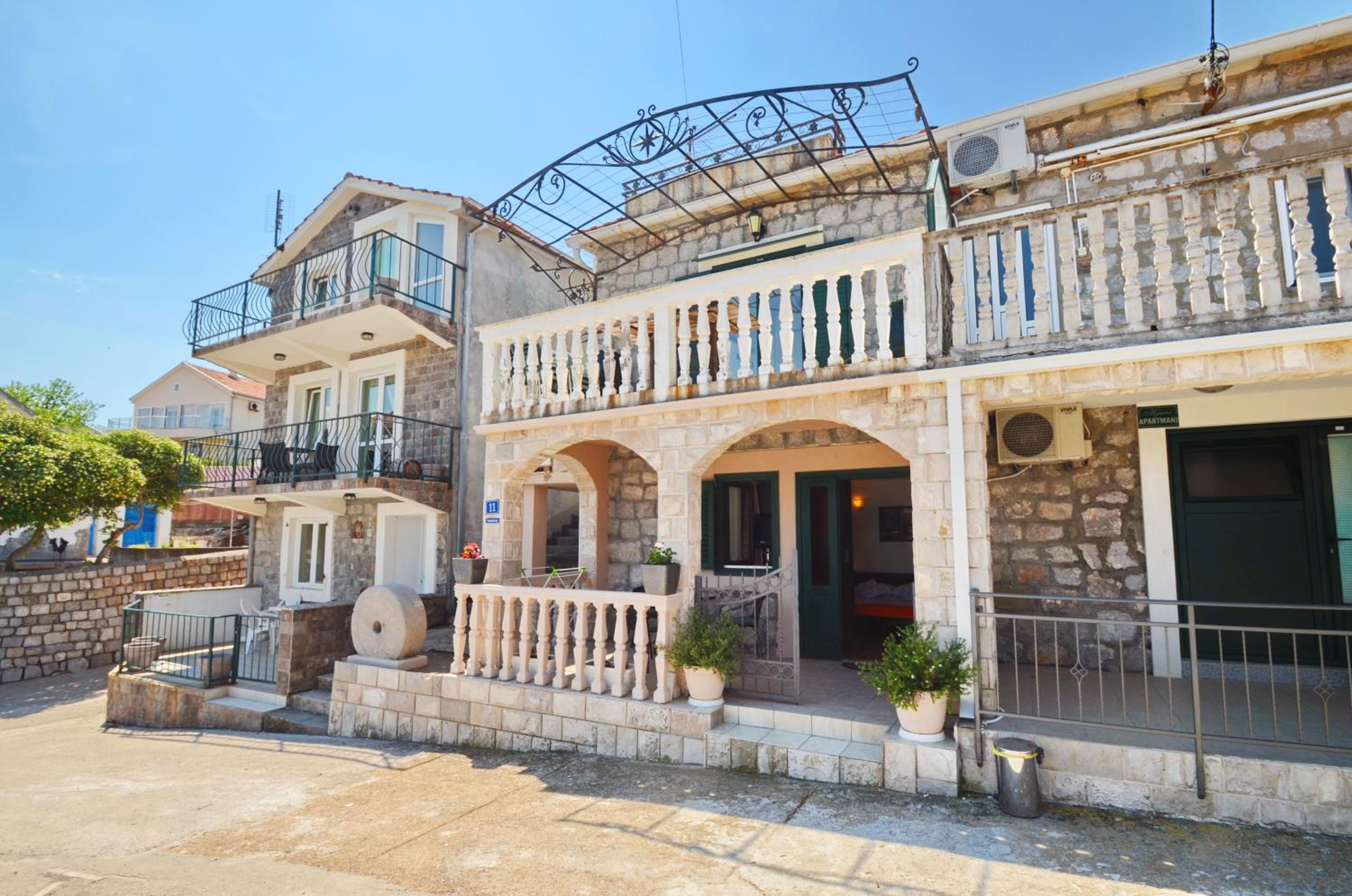 Apartments Volat