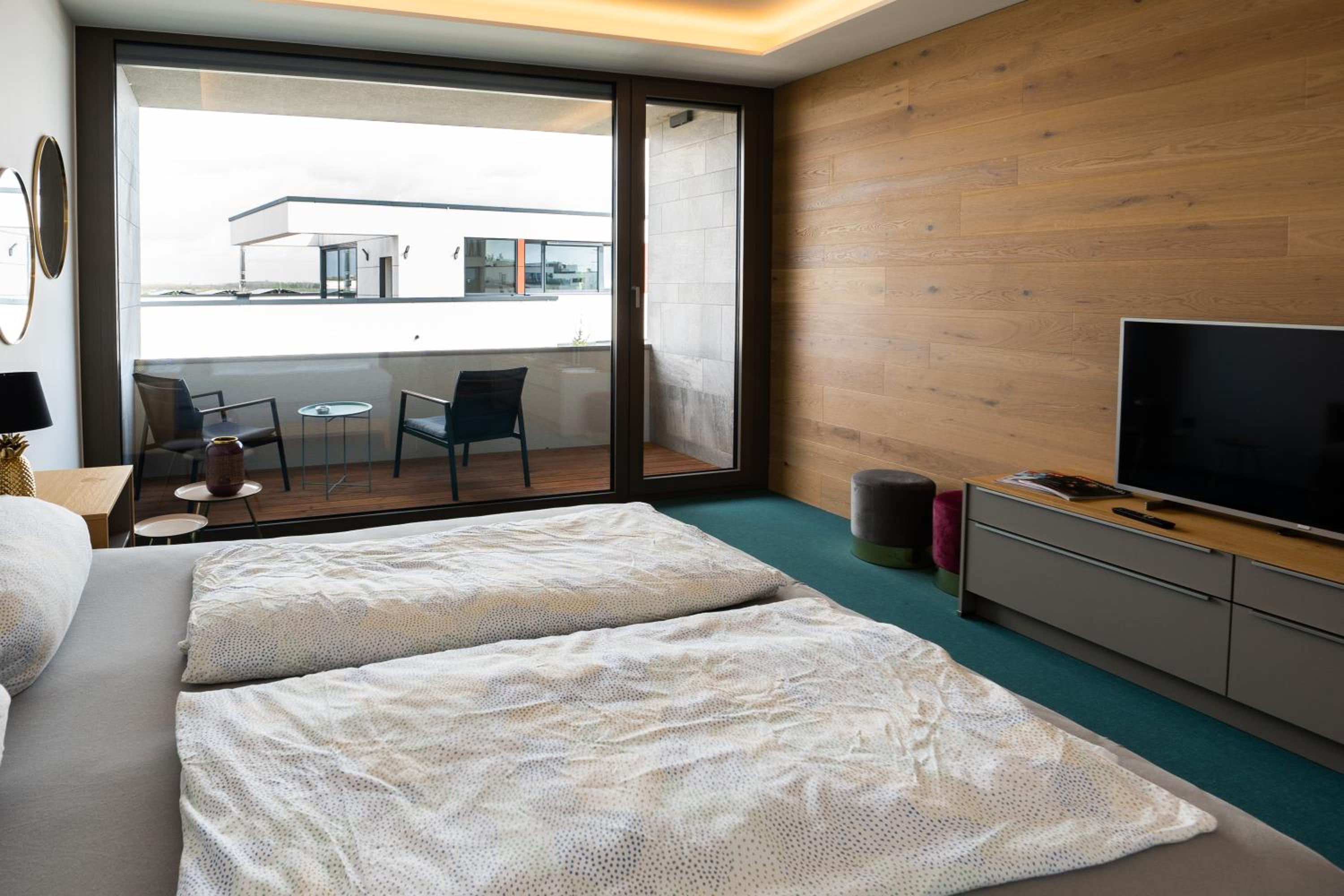 LAKESIDE Apartements