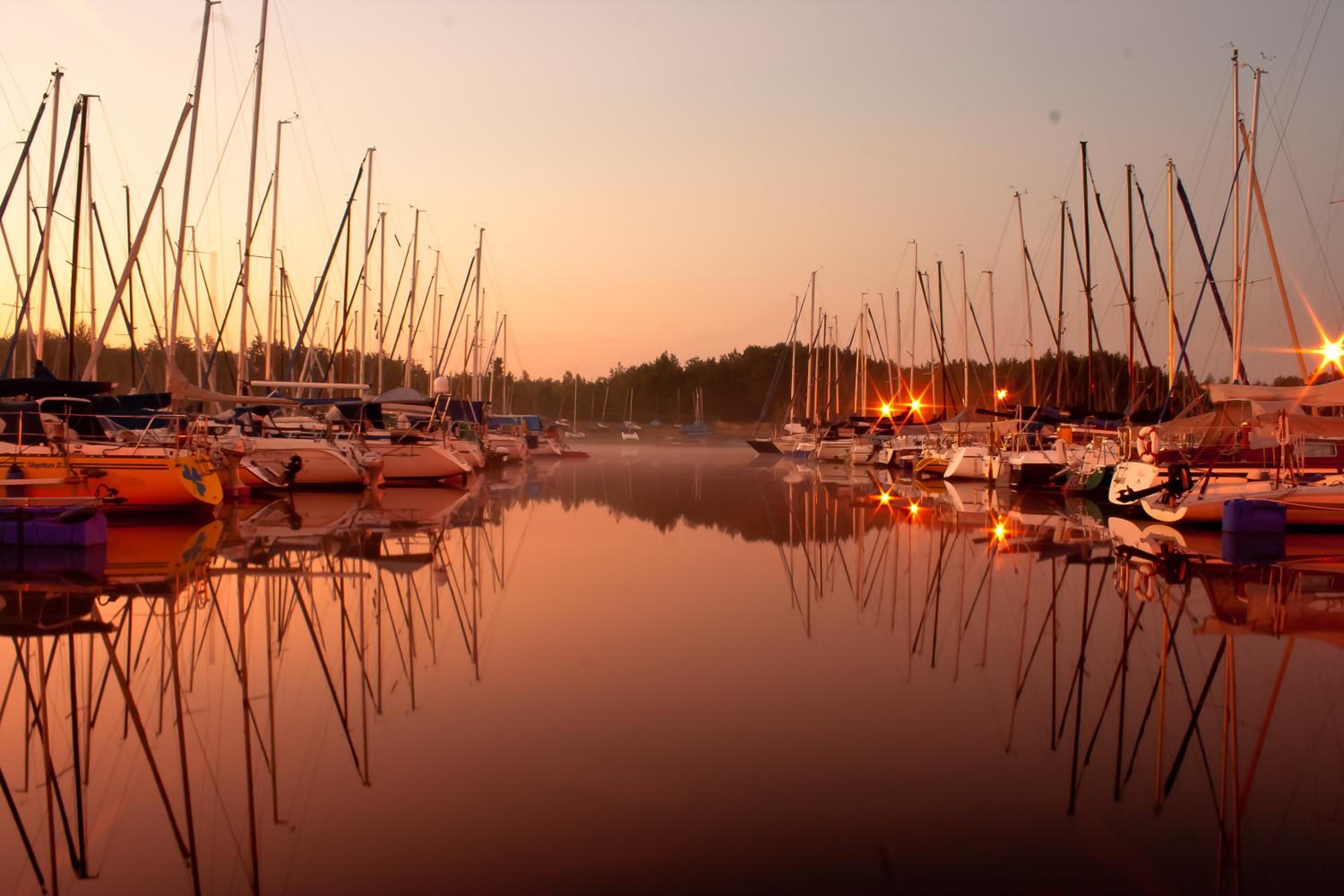 LAKESIDE Apartements