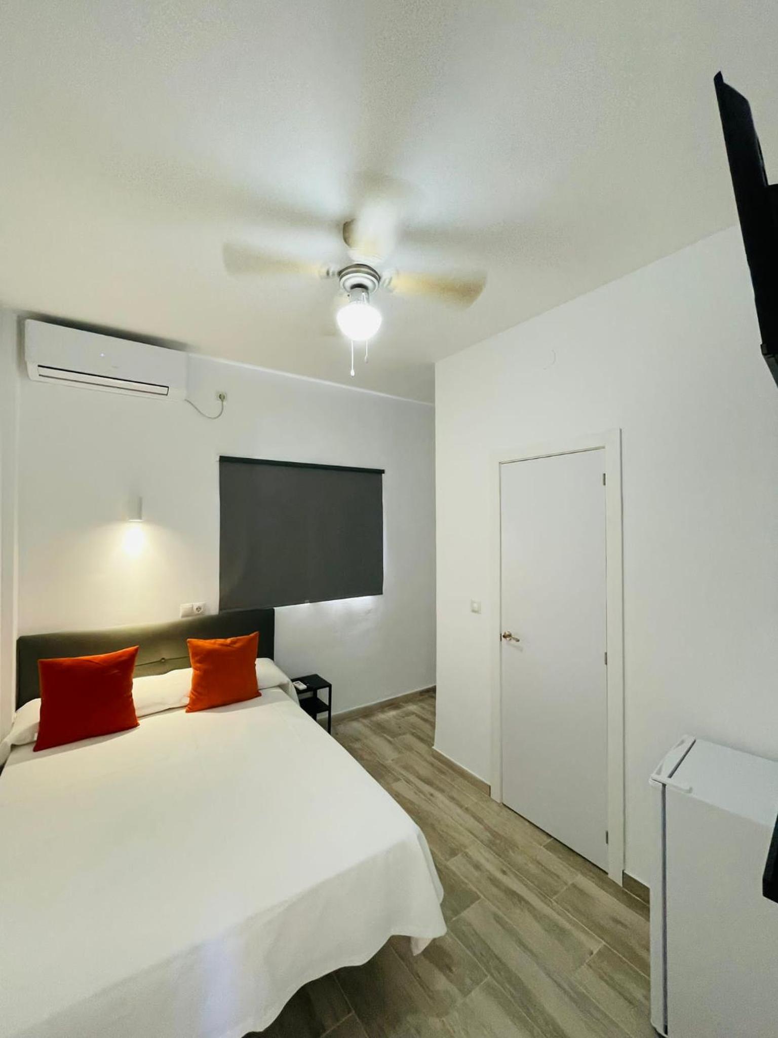 Micaela Charming Hostal - Image 3