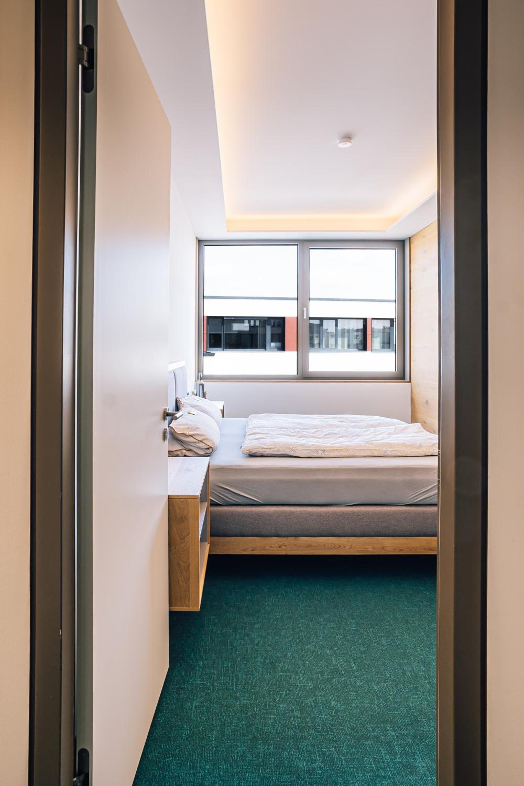 LAKESIDE Apartements