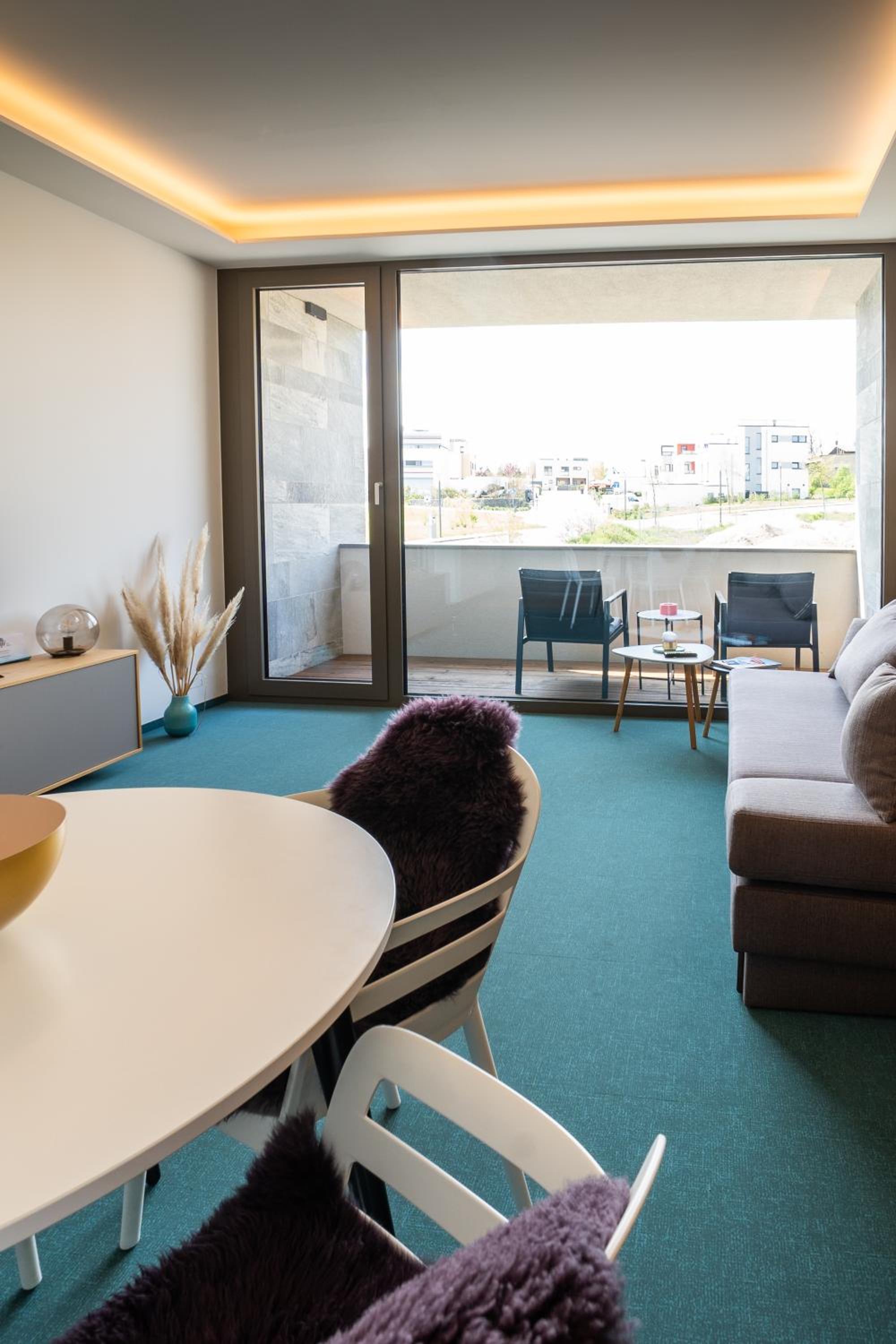 LAKESIDE Apartements