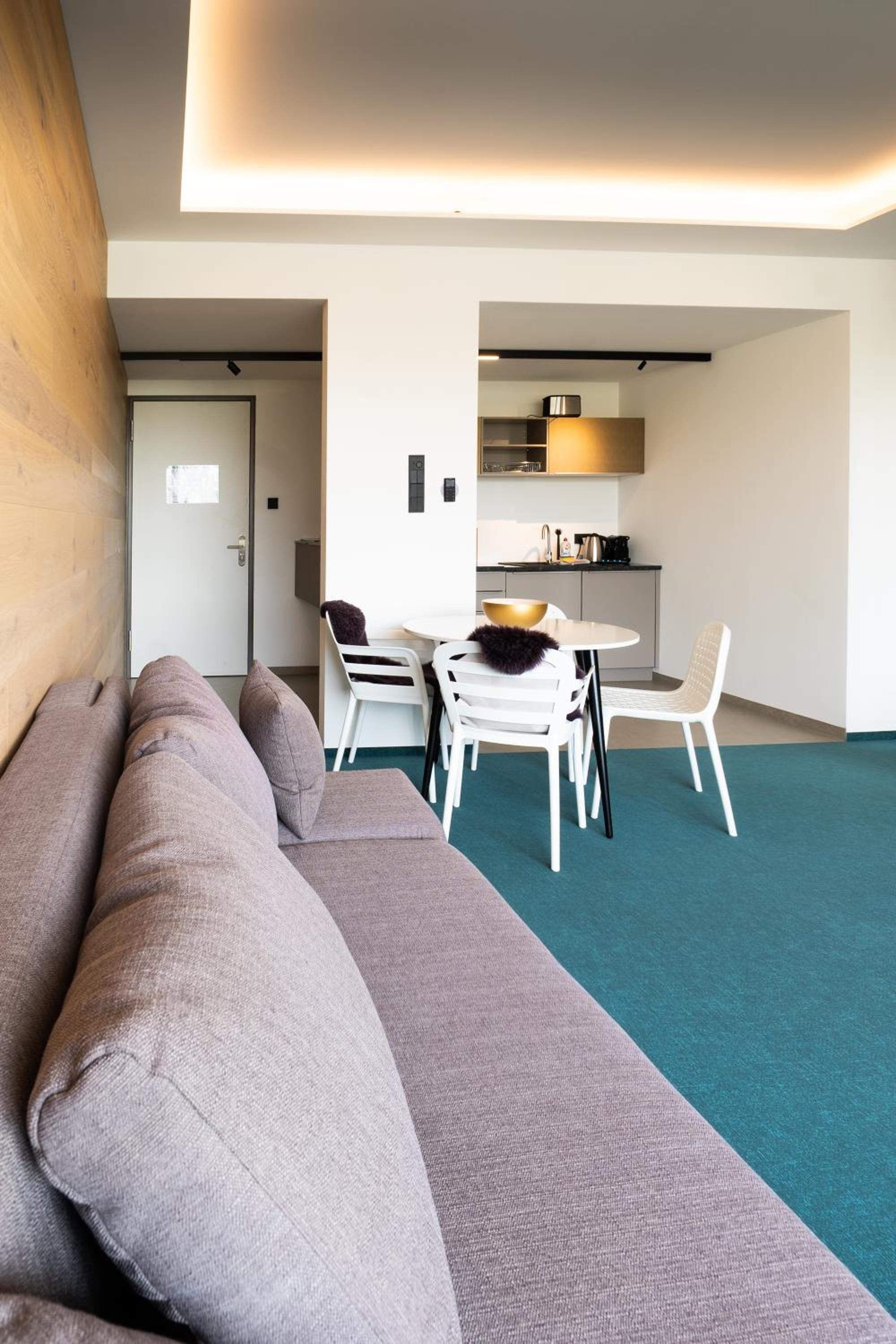 LAKESIDE Apartements