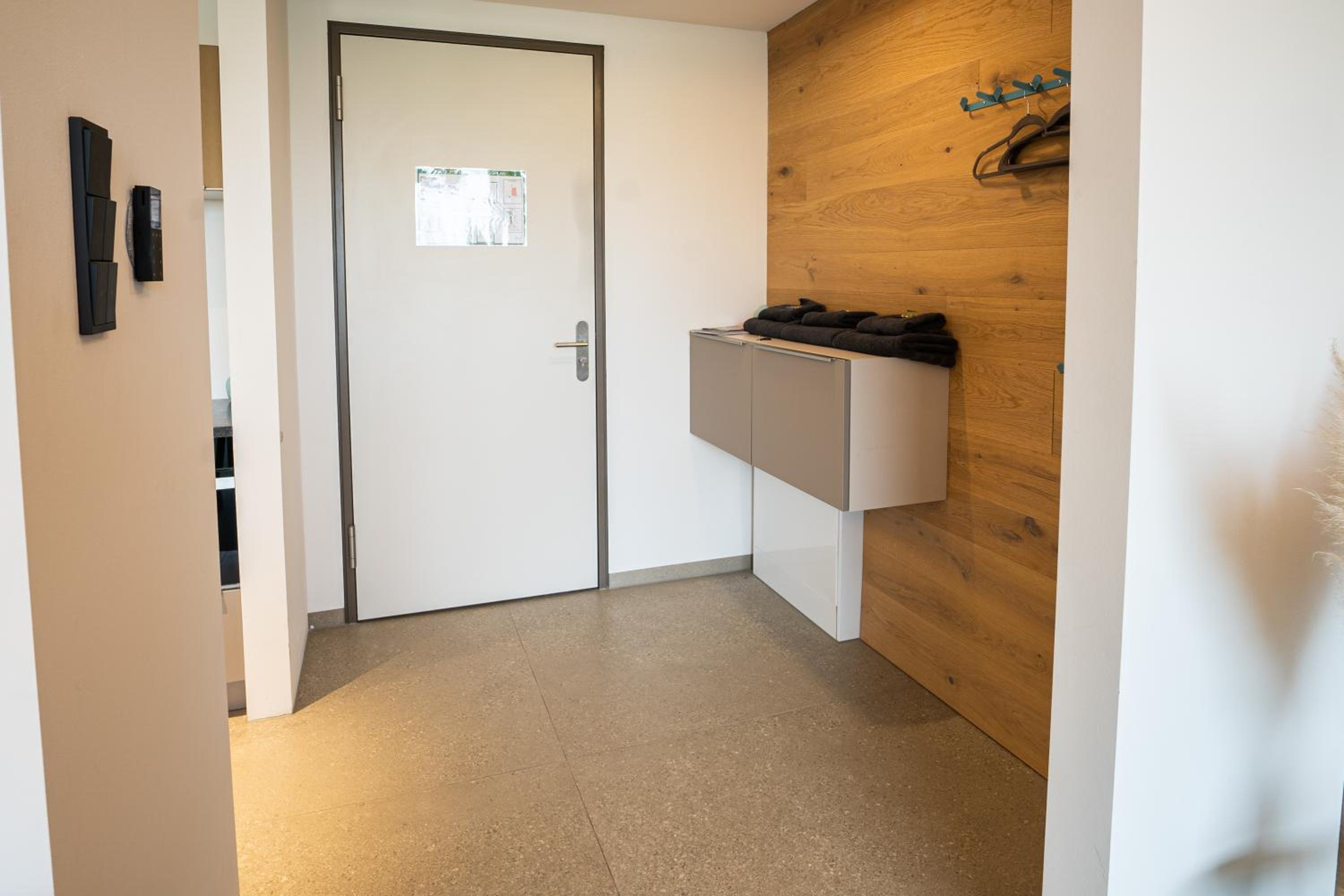LAKESIDE Apartements