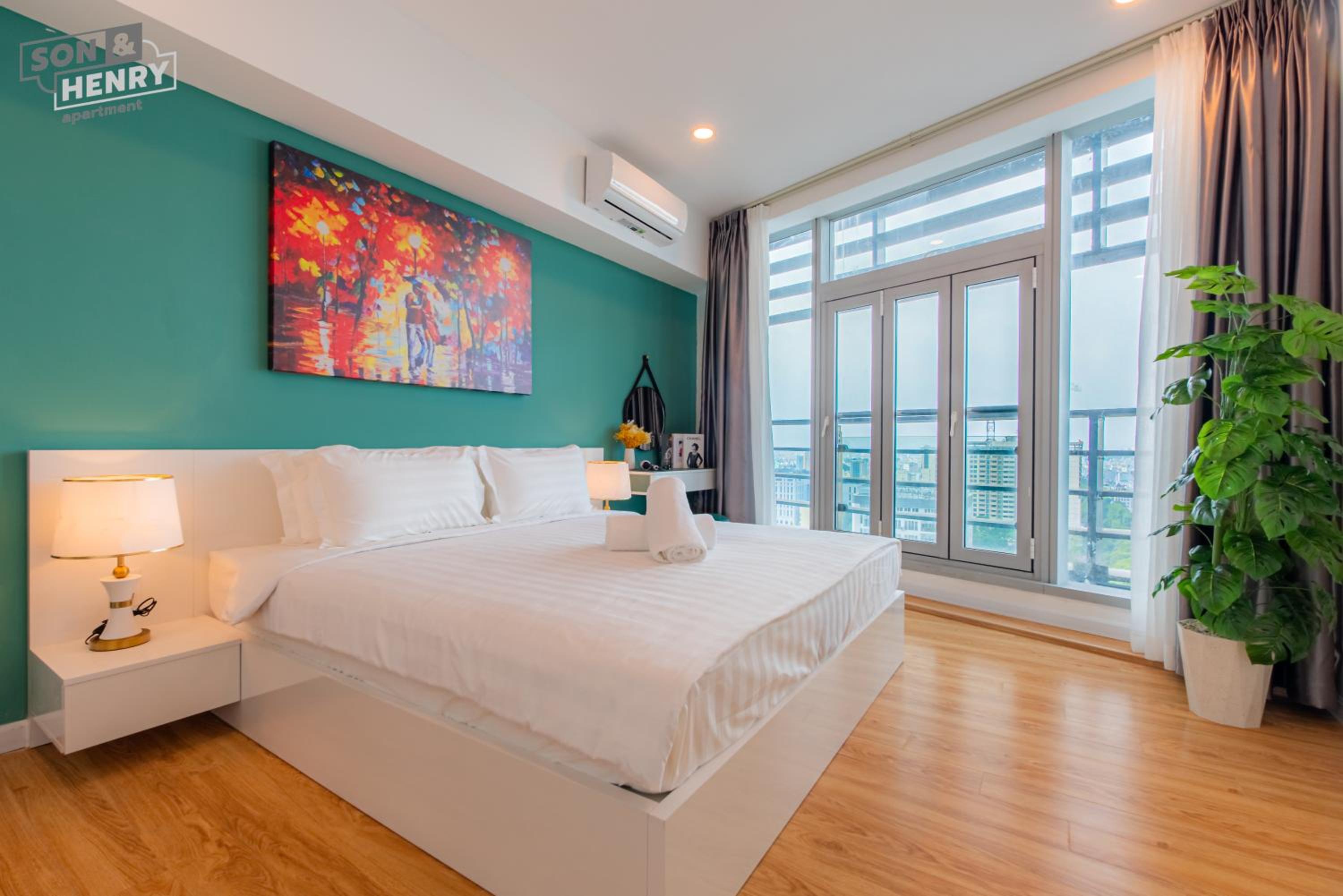 Sailing Apartment District 1