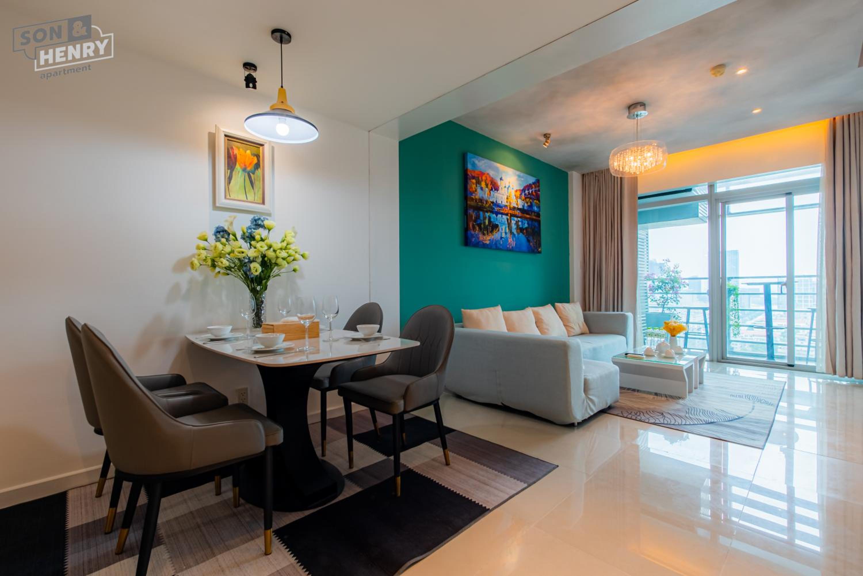 Sailing Apartment District 1