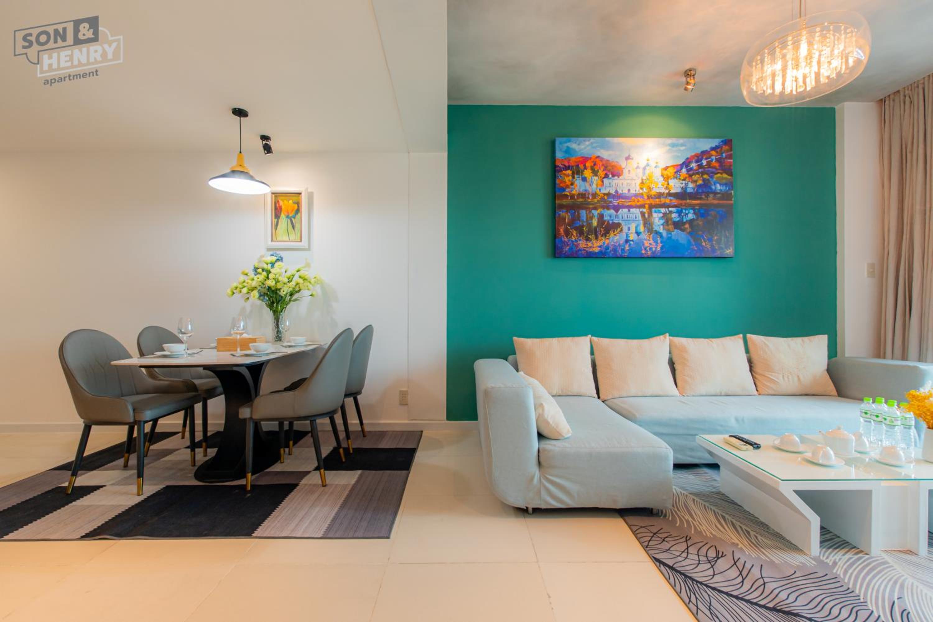 Sailing Apartment District 1