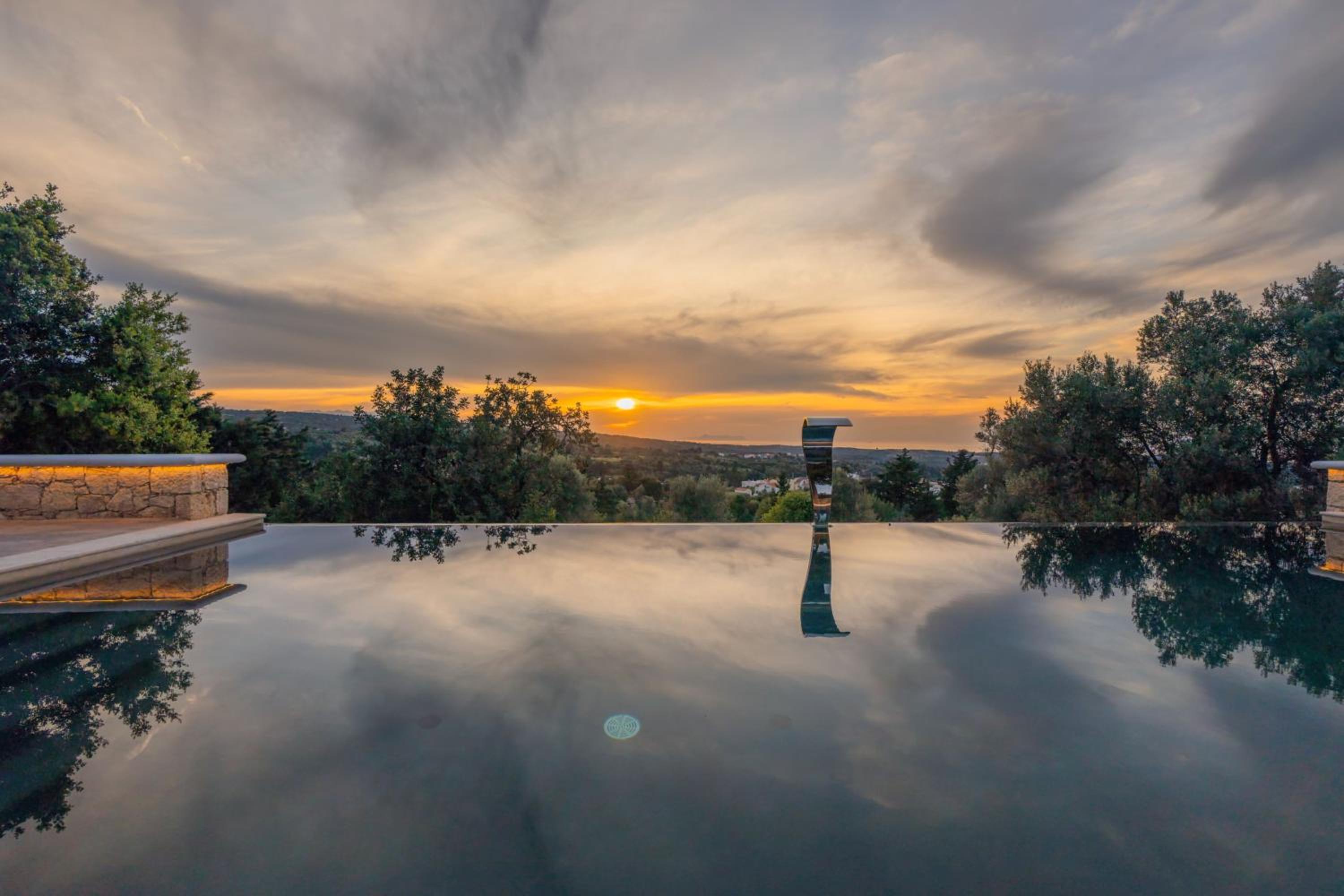 Sunshine - Fairytale Countryside Villa by etouri