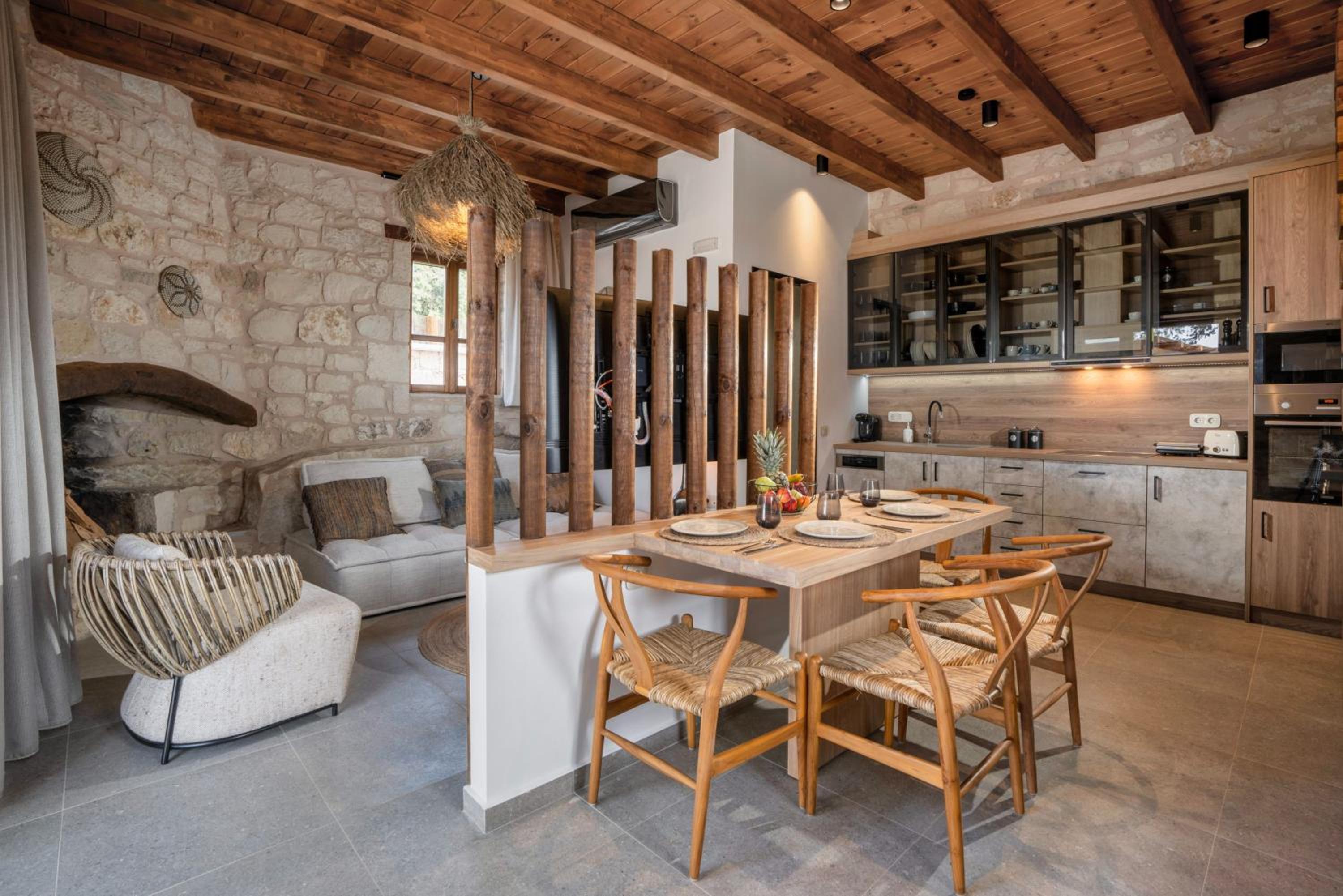 Sunshine - Fairytale Countryside Villa by etouri