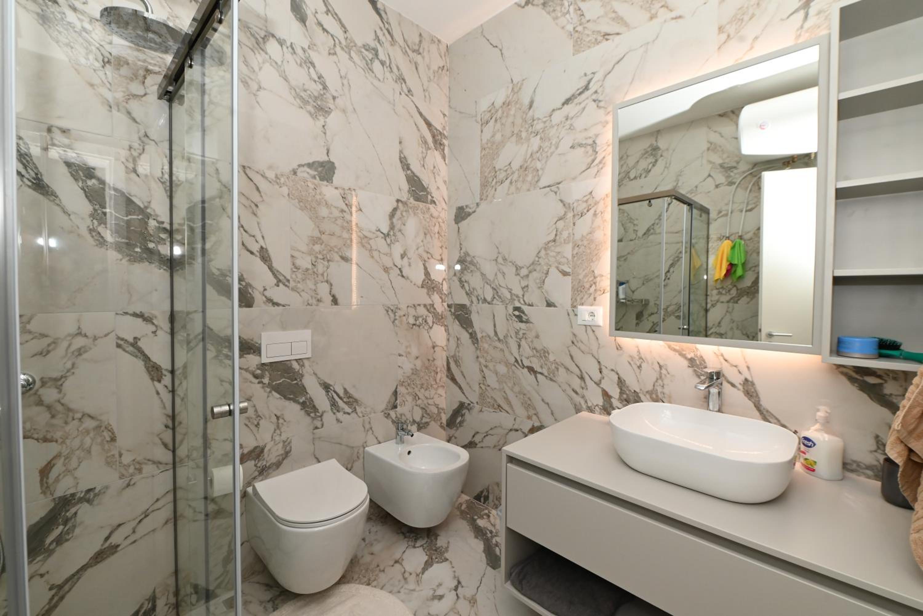 Green Cost Luxury Apt 239