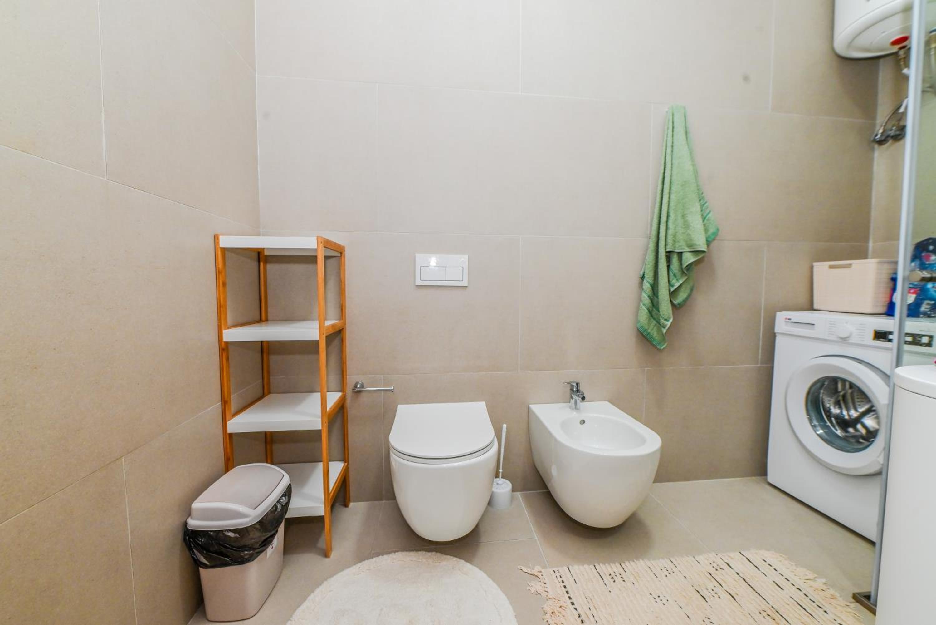 Green Cost Luxury Apt 239