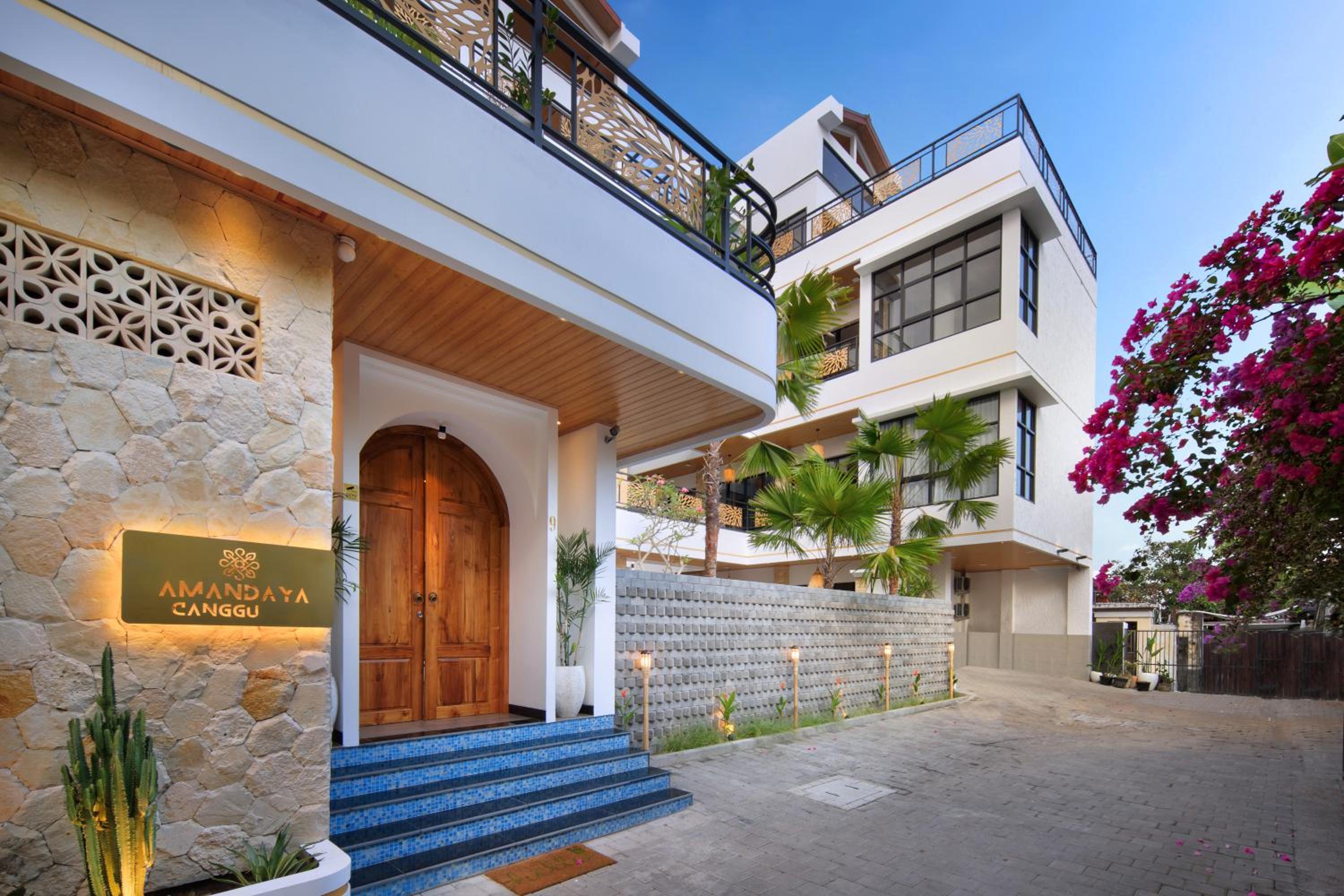 Hotel Amandaya Canggu - Image 1