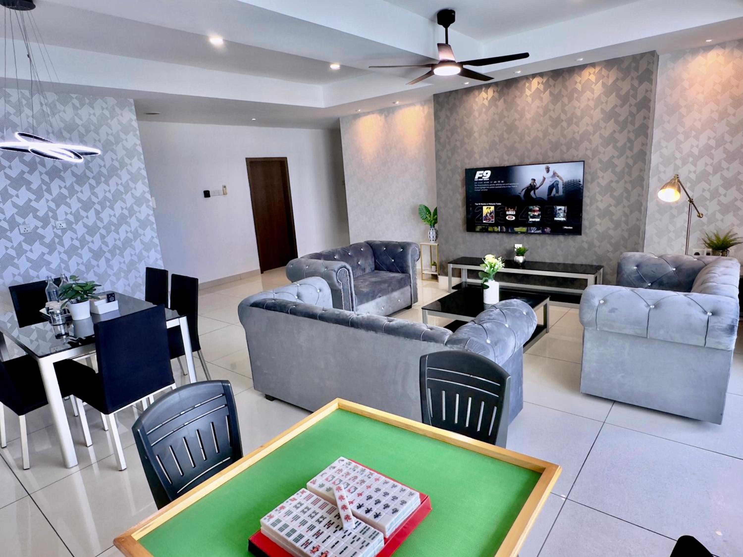 KSL CityMall 15-20pax 4B4B PrivateLift-SmartTV70inch-Netflix