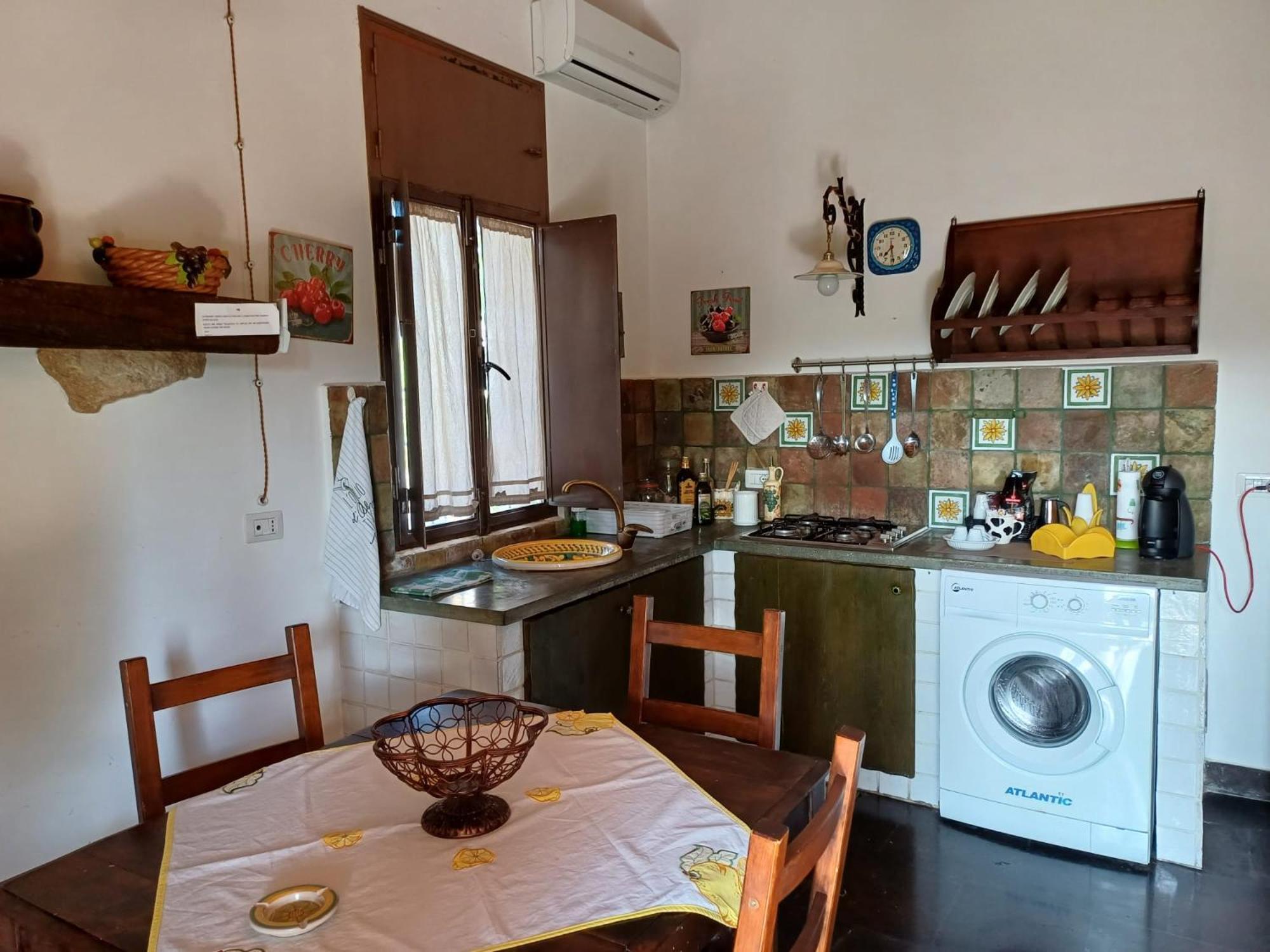 La Virgy per Noto with share swimming pool with wonderful sea view