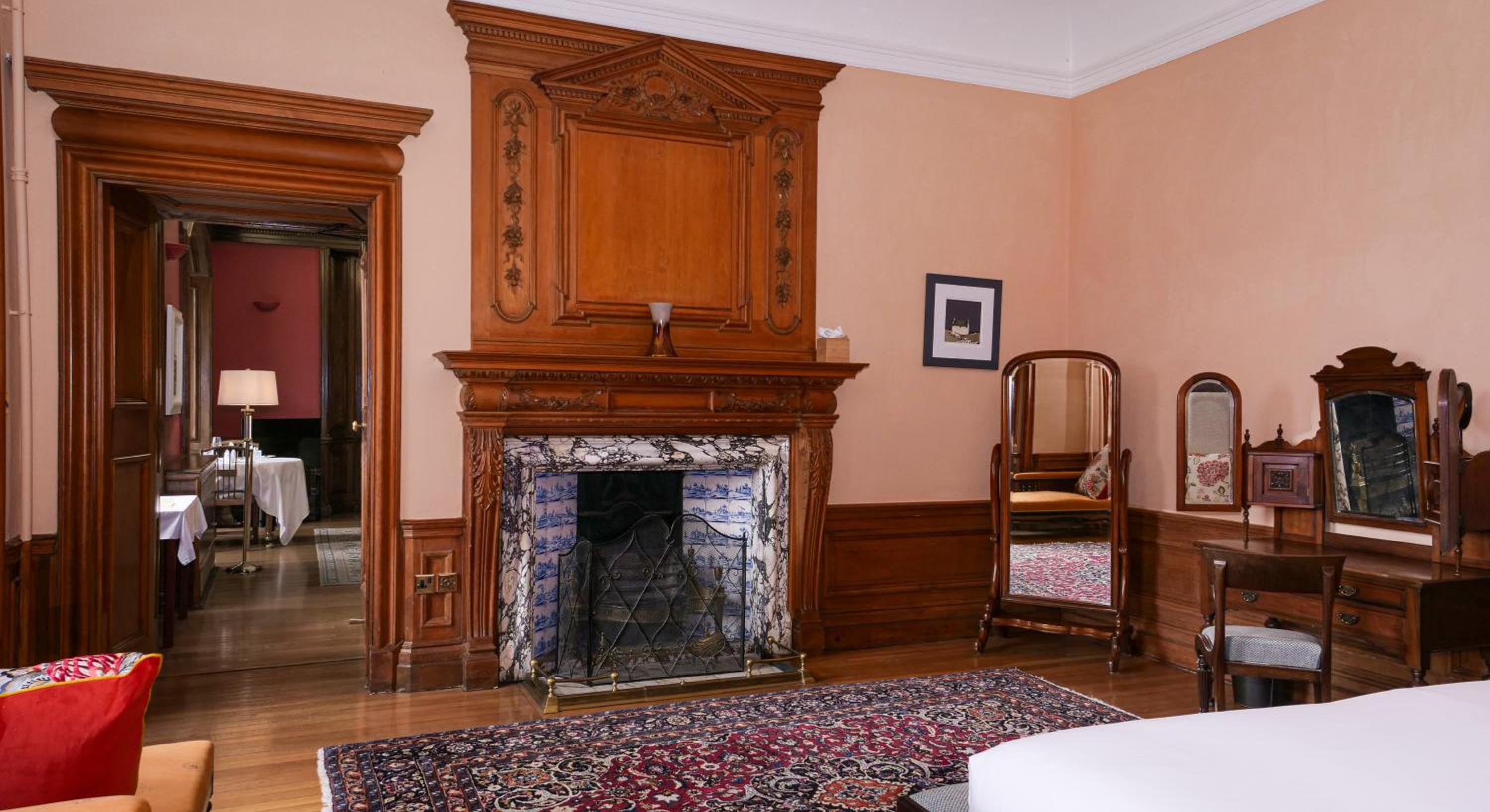 Glencoe House 70