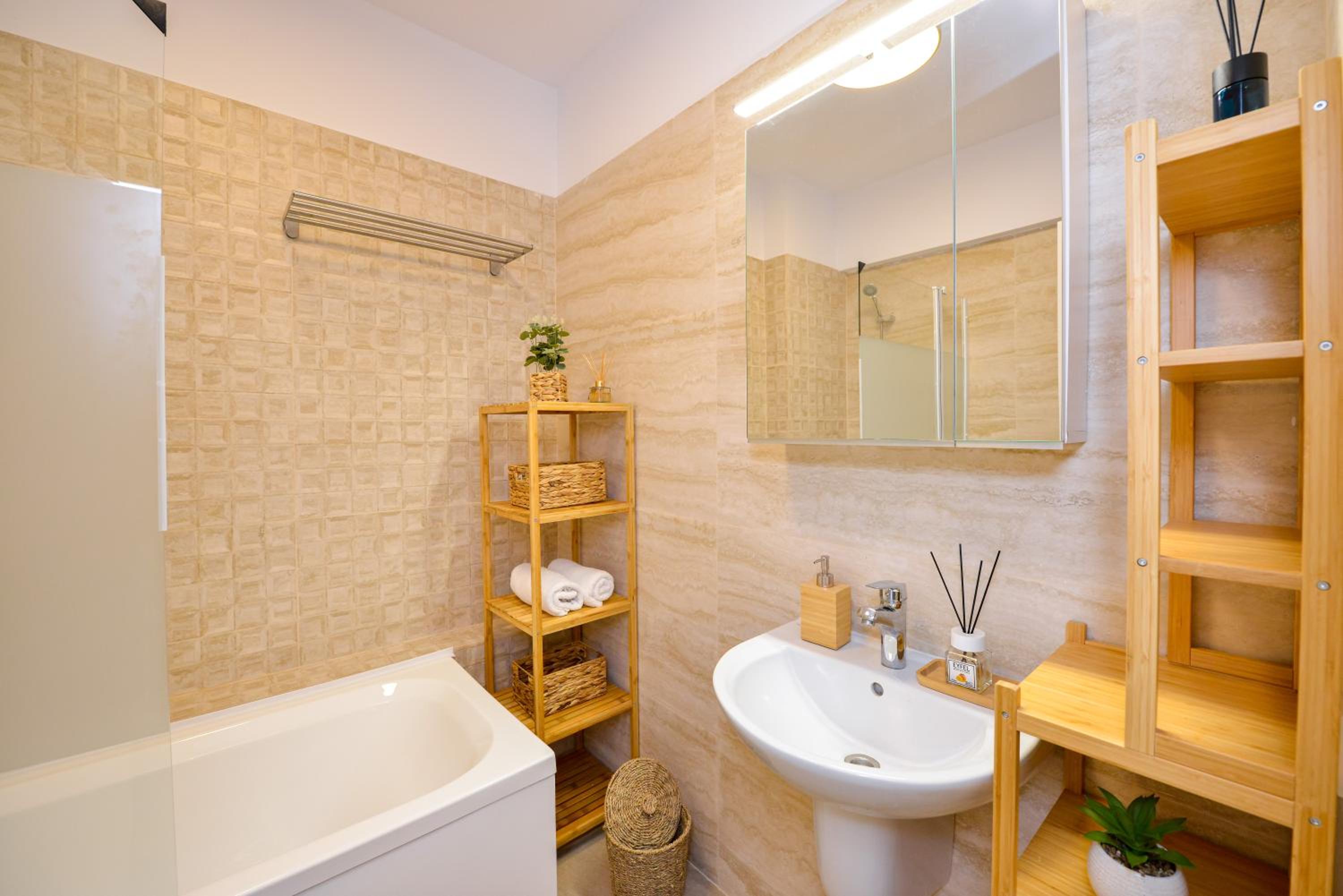 SOFIA Cozy Apartment - Underground Private Parking