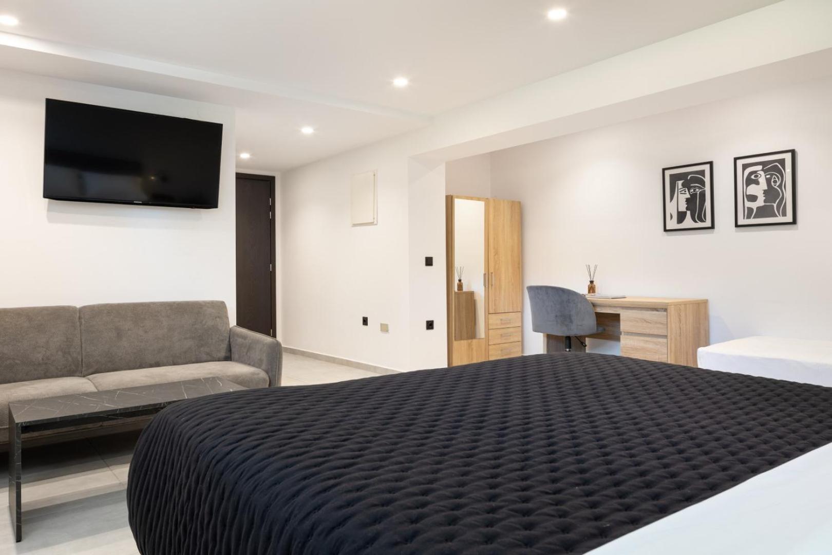SeaSilia Luxury Villa