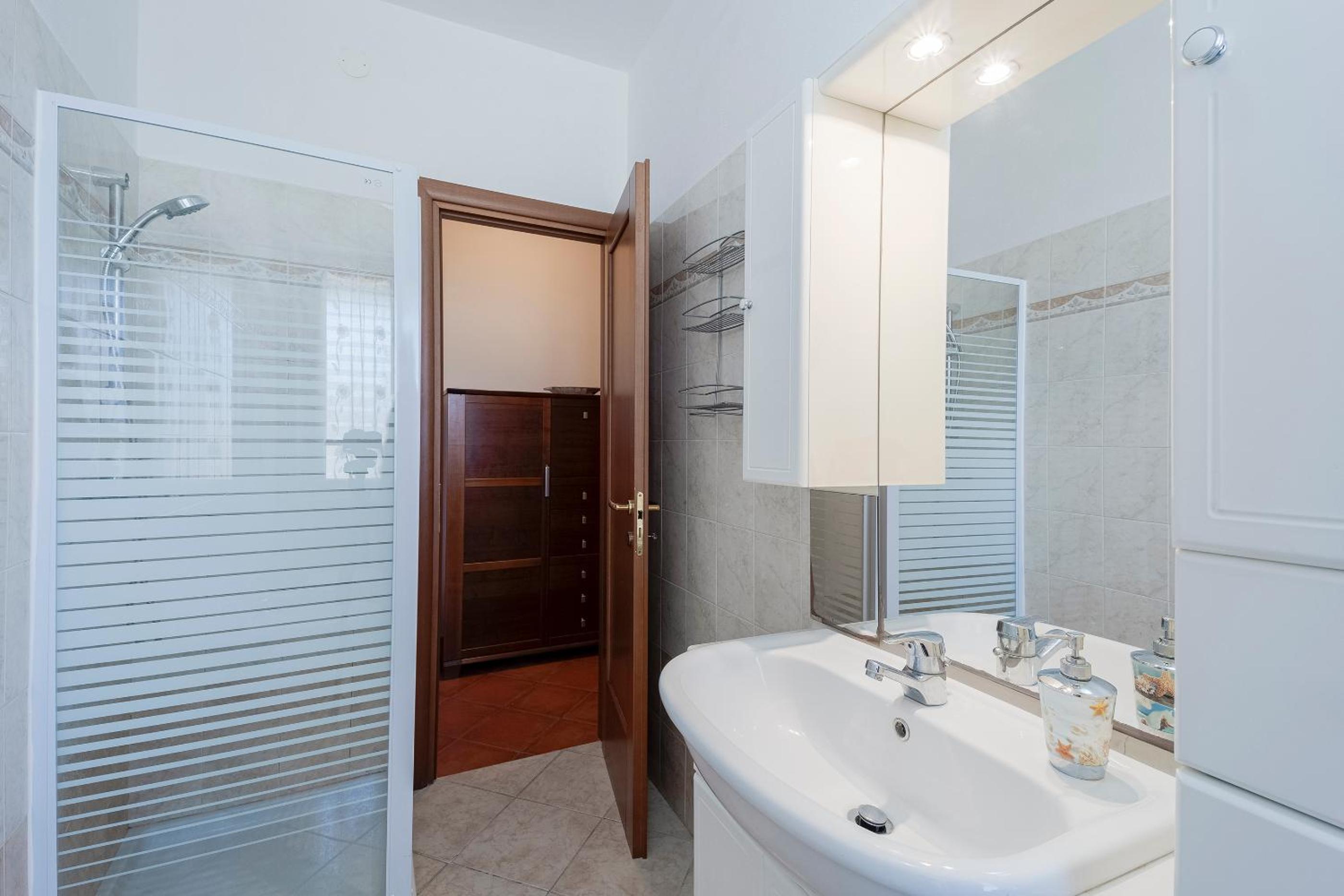 Victoria Apartment