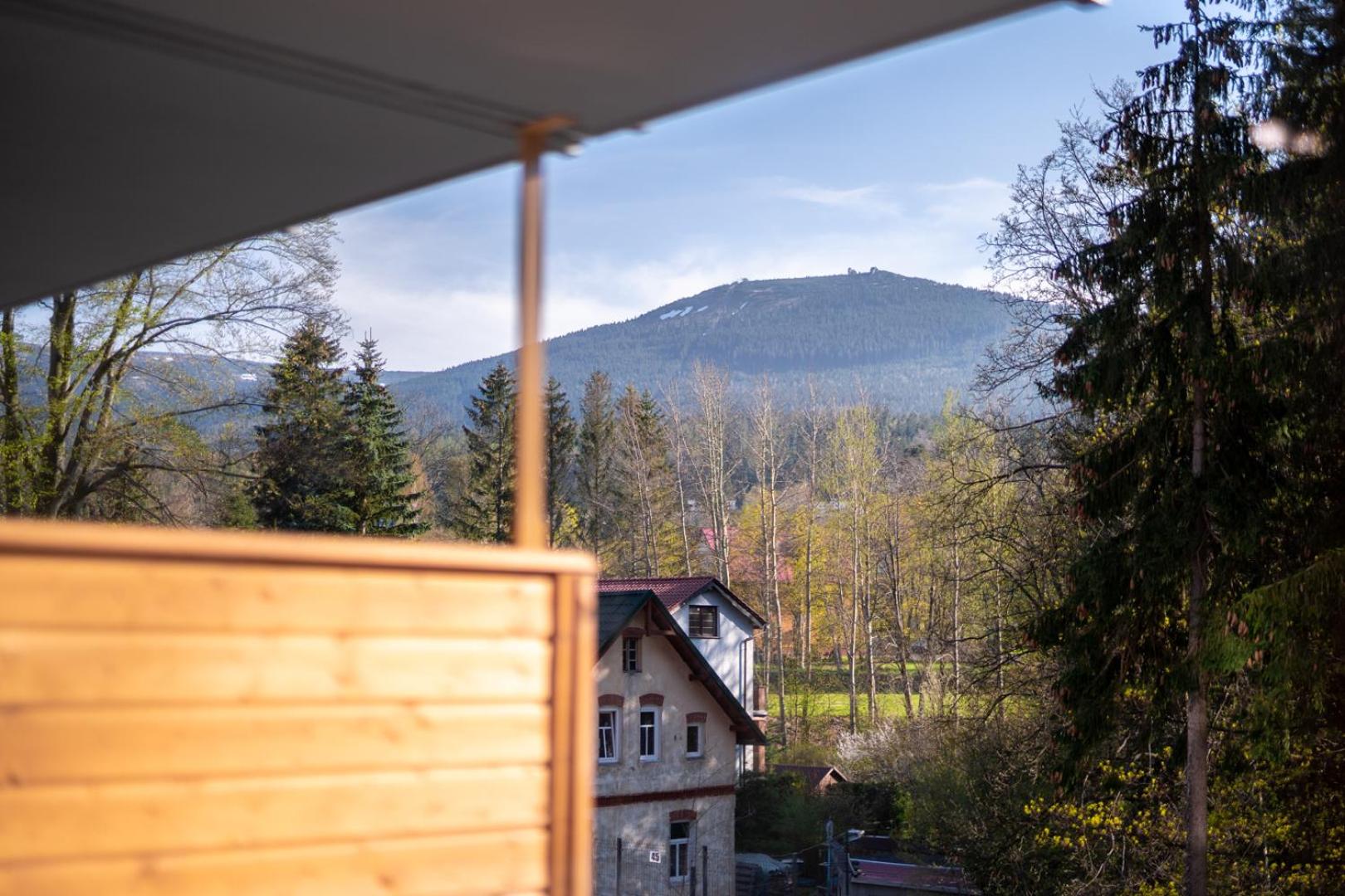 Apartamenty z basenem i saunami STONE HILL RESORT VIP Centrum by Royal Aparts