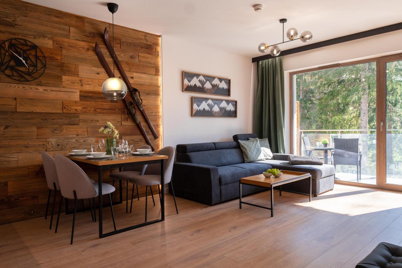 Apartamenty z basenem i saunami STONE HILL RESORT VIP Centrum by Royal Aparts