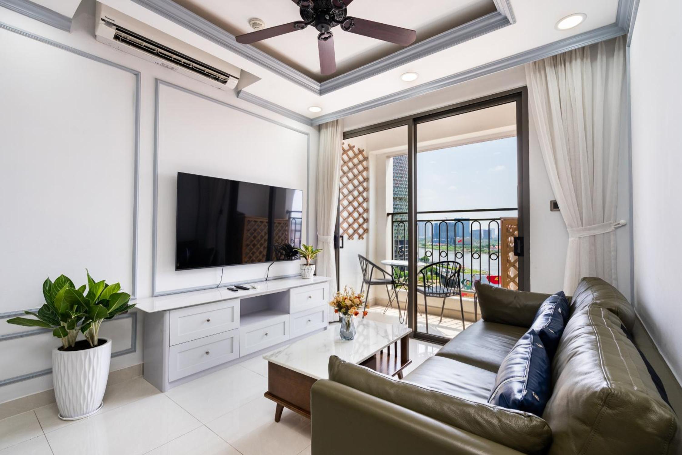 123 Apartment in Saigon Royal with Panorama City View