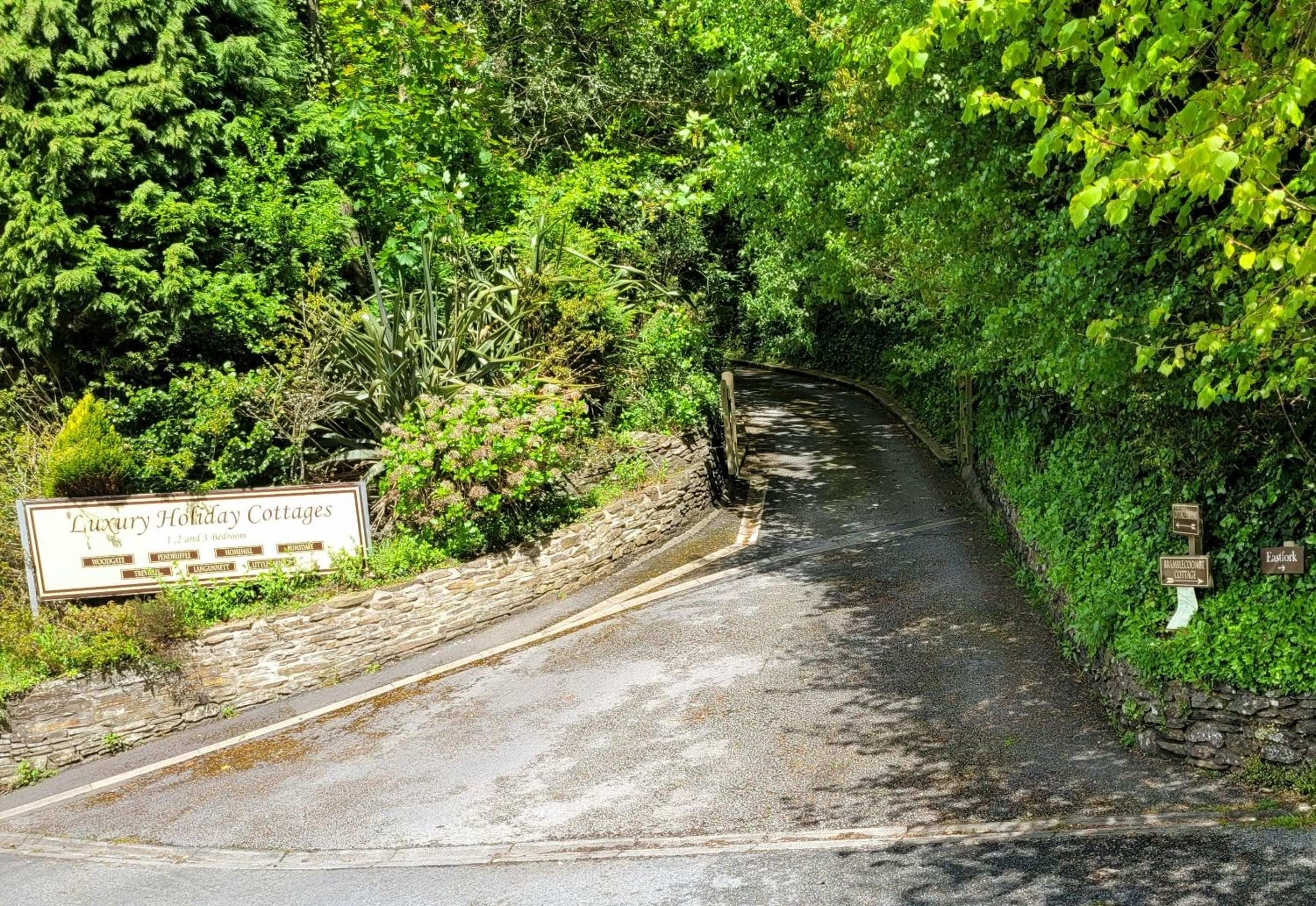 Looe, Cornwall, couples, families, quiet location, views, reliable Wi-Fi, 3 bed LANGUNNETT COTTAGE view 5