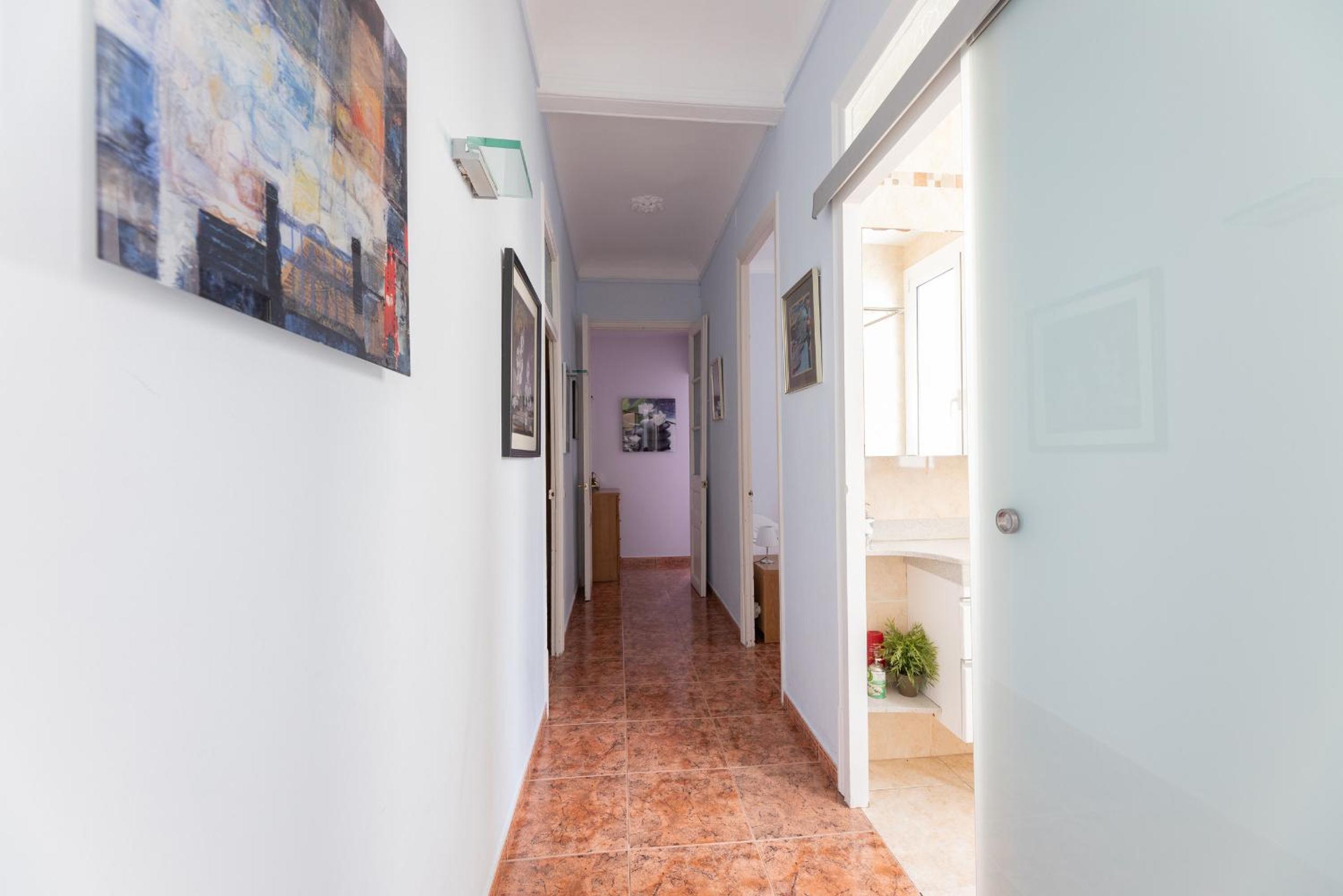ApartEasy - Modernist flat in Eixample center
