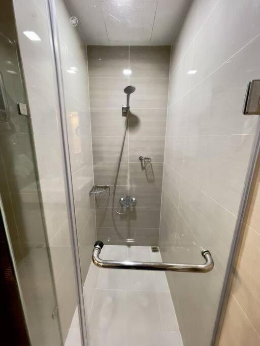 Angeliz Suites One Uptown Residence Walk to Uptown Shopping Mall BGC, photo 77