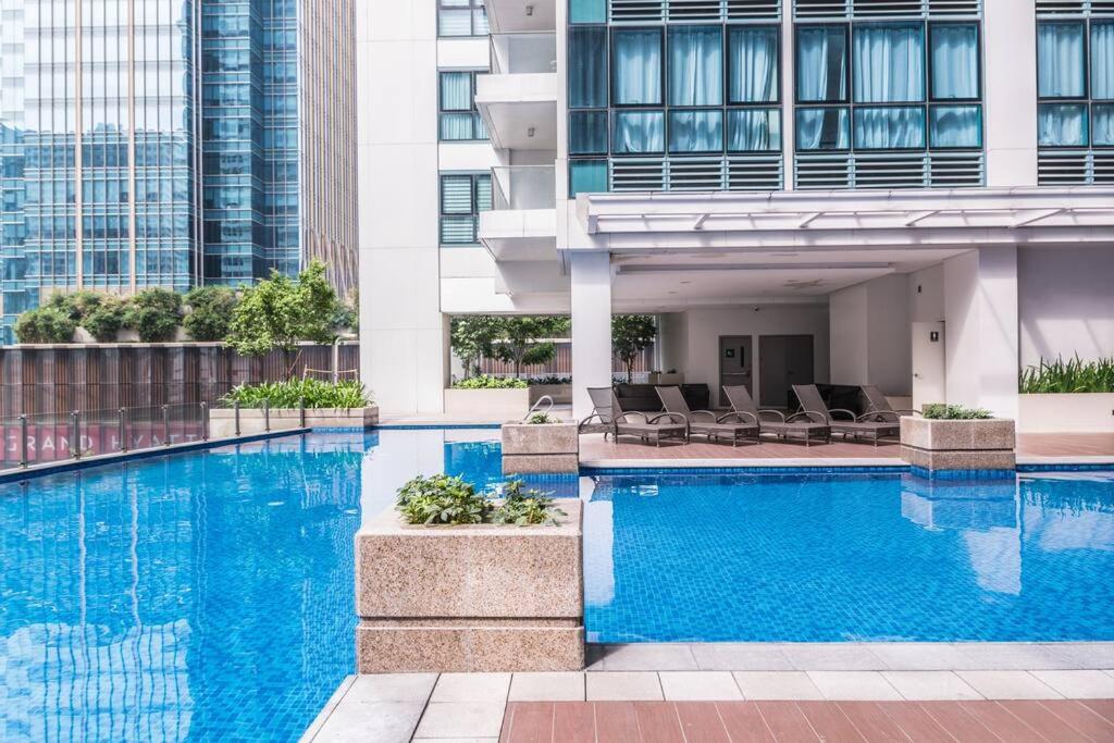 Angeliz Suites One Uptown Residence Walk to Uptown Shopping Mall BGC, photo 75