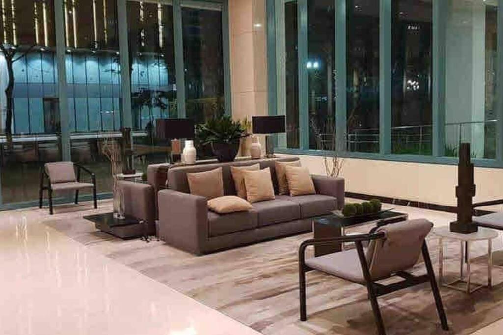 Angeliz Suites One Uptown Residence Walk to Uptown Shopping Mall BGC, photo 55