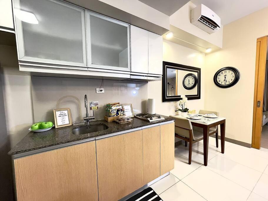 Angeliz Suites One Uptown Residence Walk to Uptown Shopping Mall BGC, photo 125