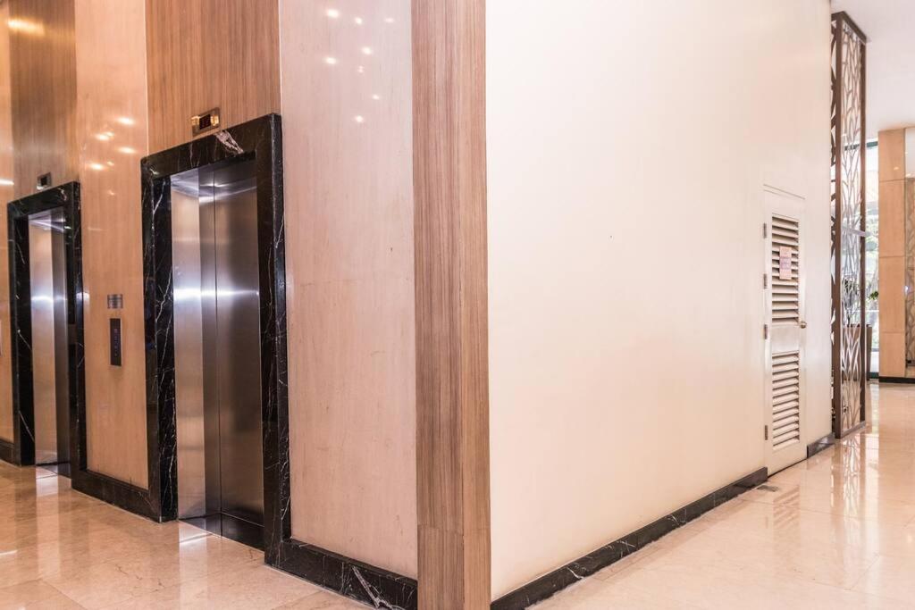 Angeliz Suites One Uptown Residence Walk to Uptown Shopping Mall BGC, photo 14