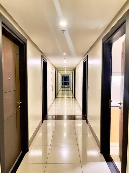 Angeliz Suites One Uptown Residence Walk to Uptown Shopping Mall BGC, photo 16