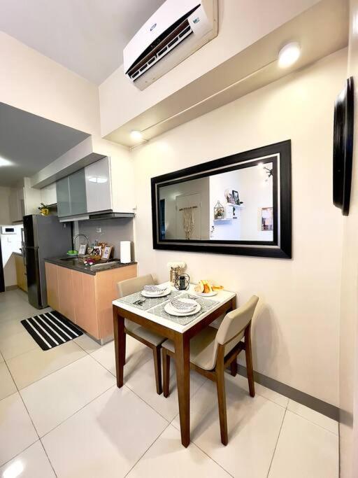 Angeliz Suites One Uptown Residence Walk to Uptown Shopping Mall BGC, photo 70