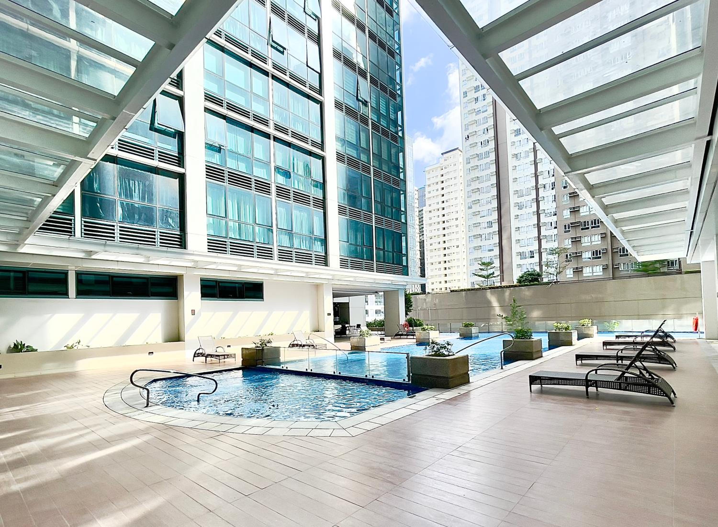 Angeliz Suites One Uptown Residence Walk to Uptown Shopping Mall BGC, photo 74