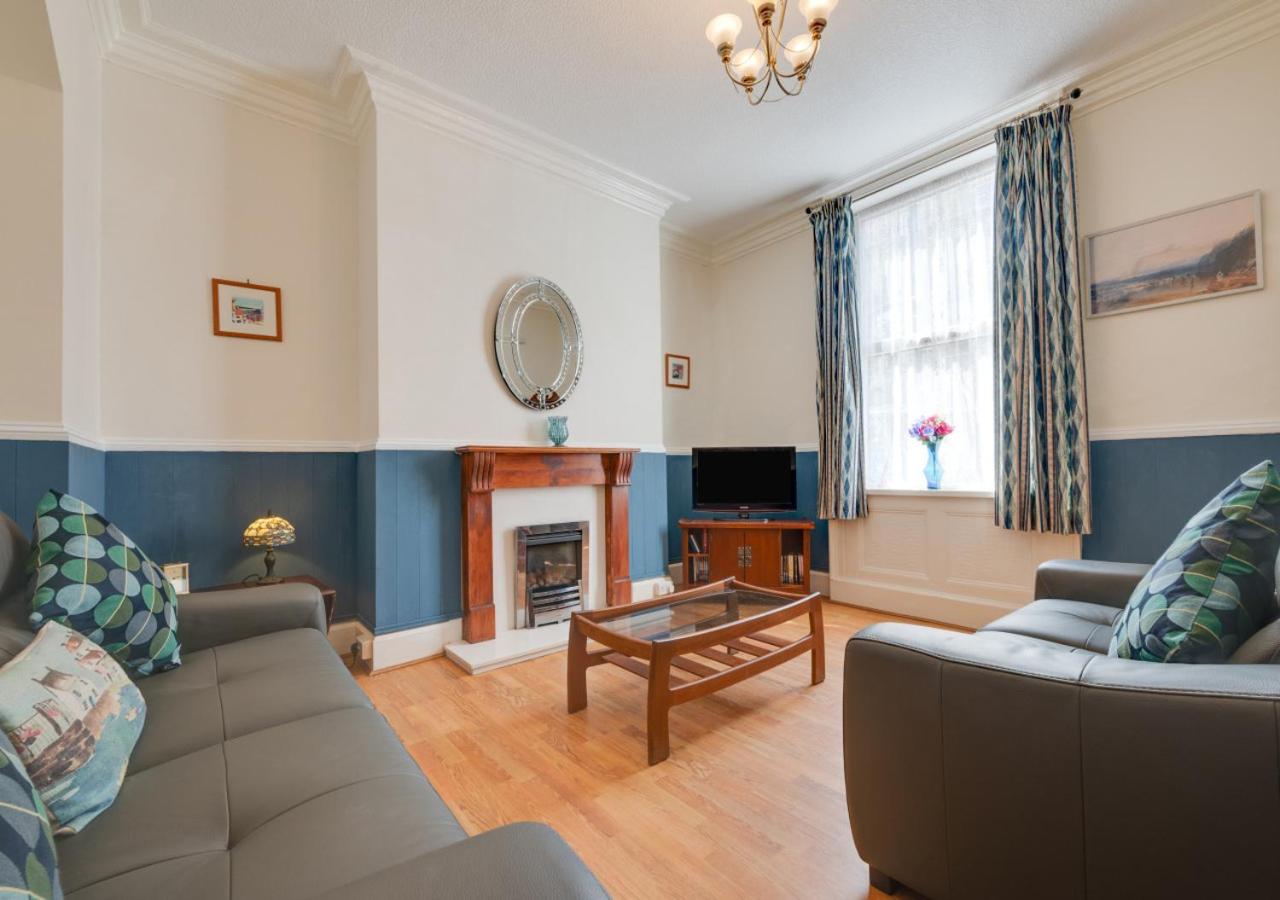 3 Bed in Whitby oc-w145 view 4