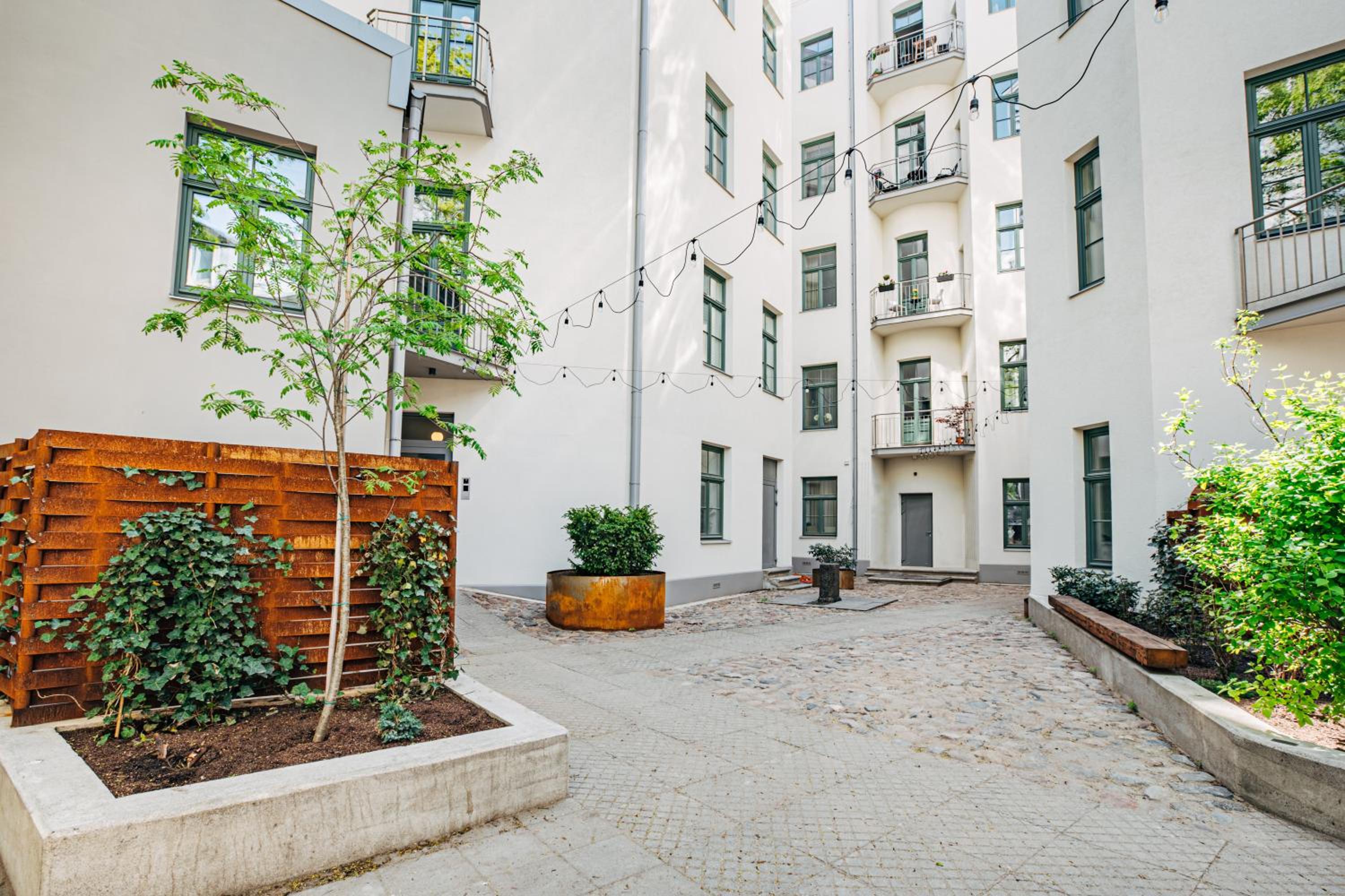 Constantine Apartments