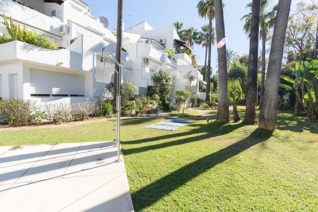 Incredible luxury location in Puerto Banús beach for families
