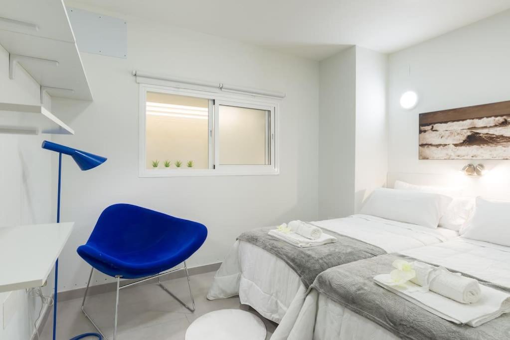 Incredible luxury location in Puerto Banús beach for families
