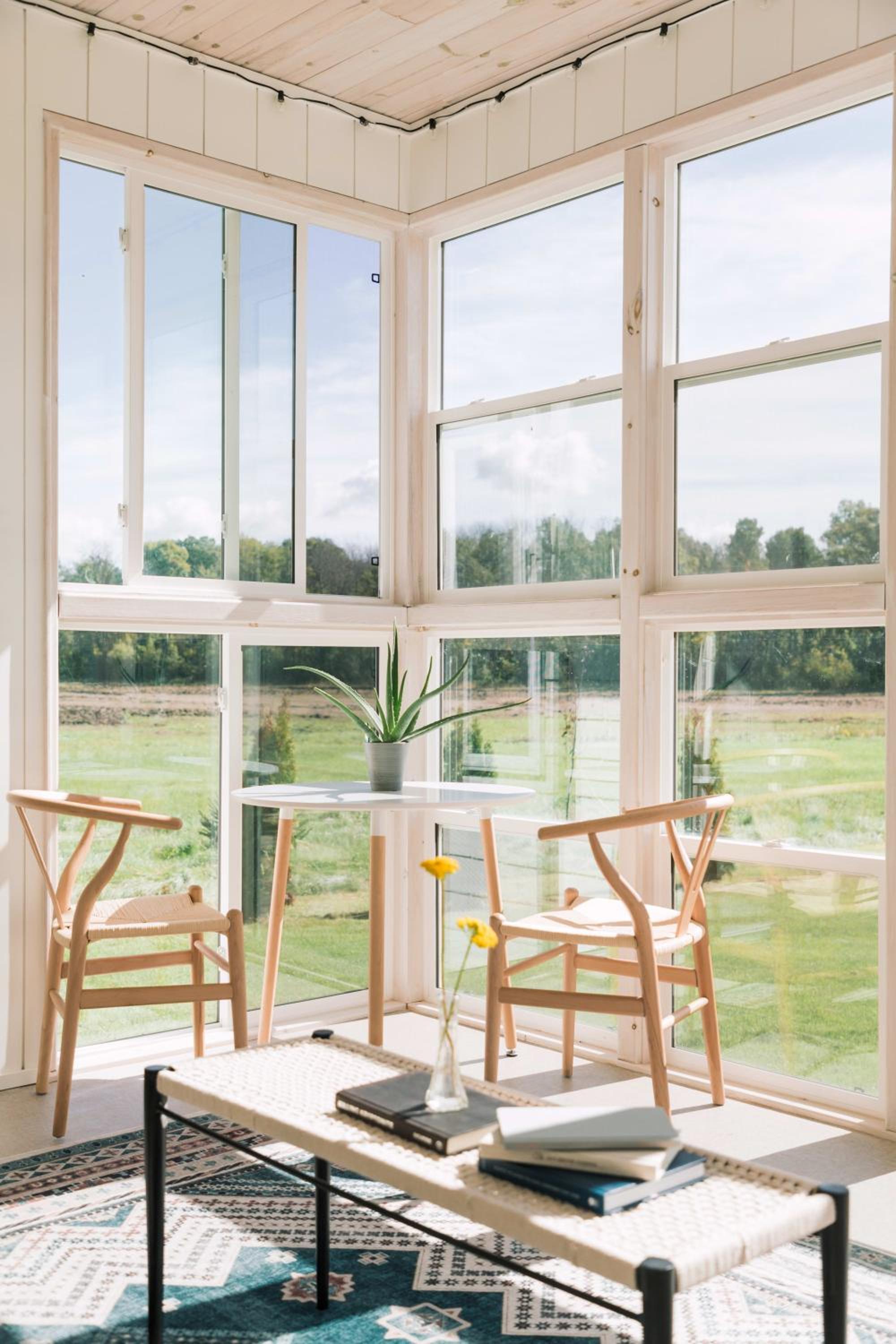 Hambly House - Modern Farmhouse near PEC