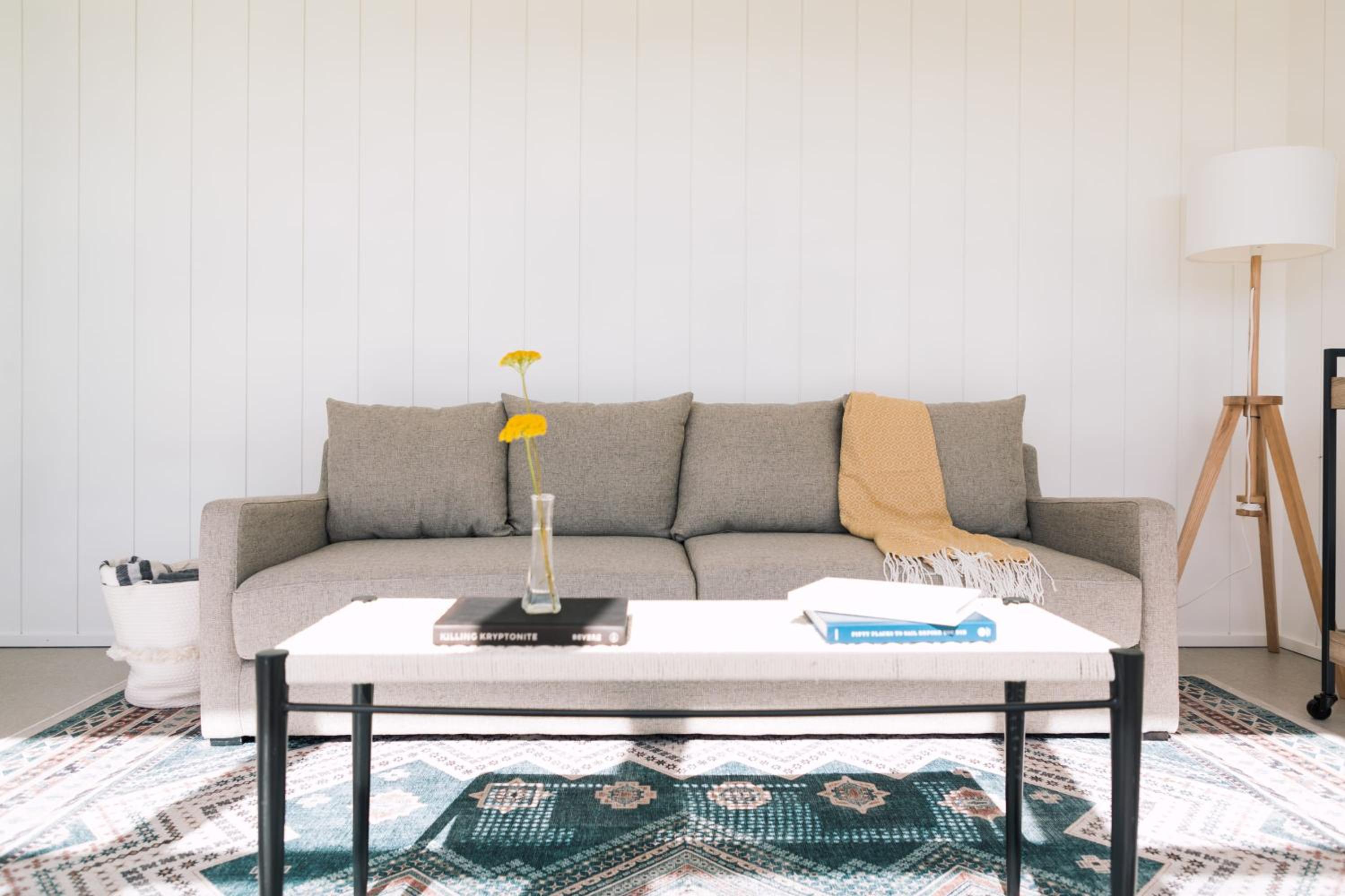 Hambly House - Modern Farmhouse near PEC