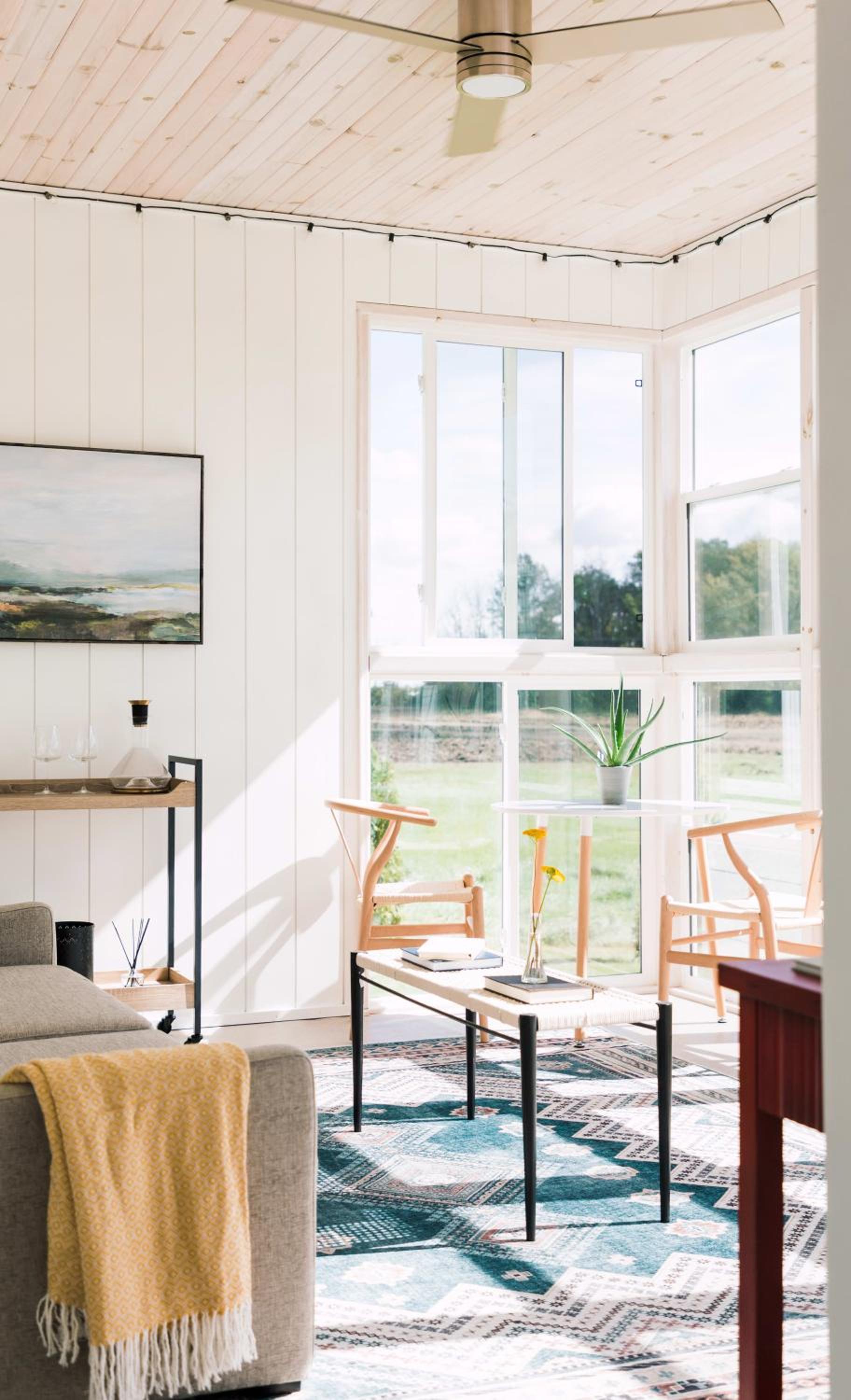 Hambly House - Modern Farmhouse near PEC