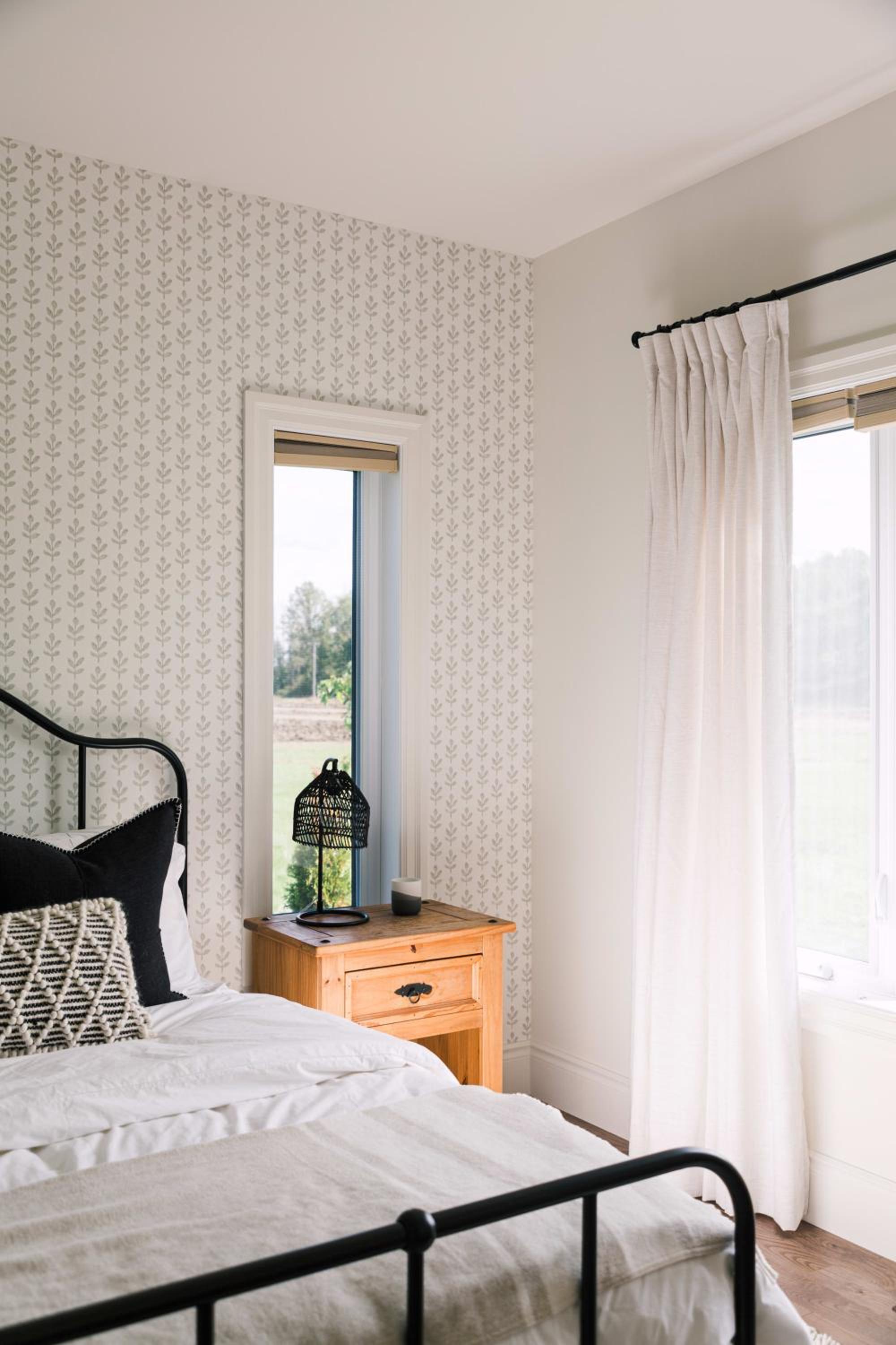 Hambly House - Modern Farmhouse near PEC