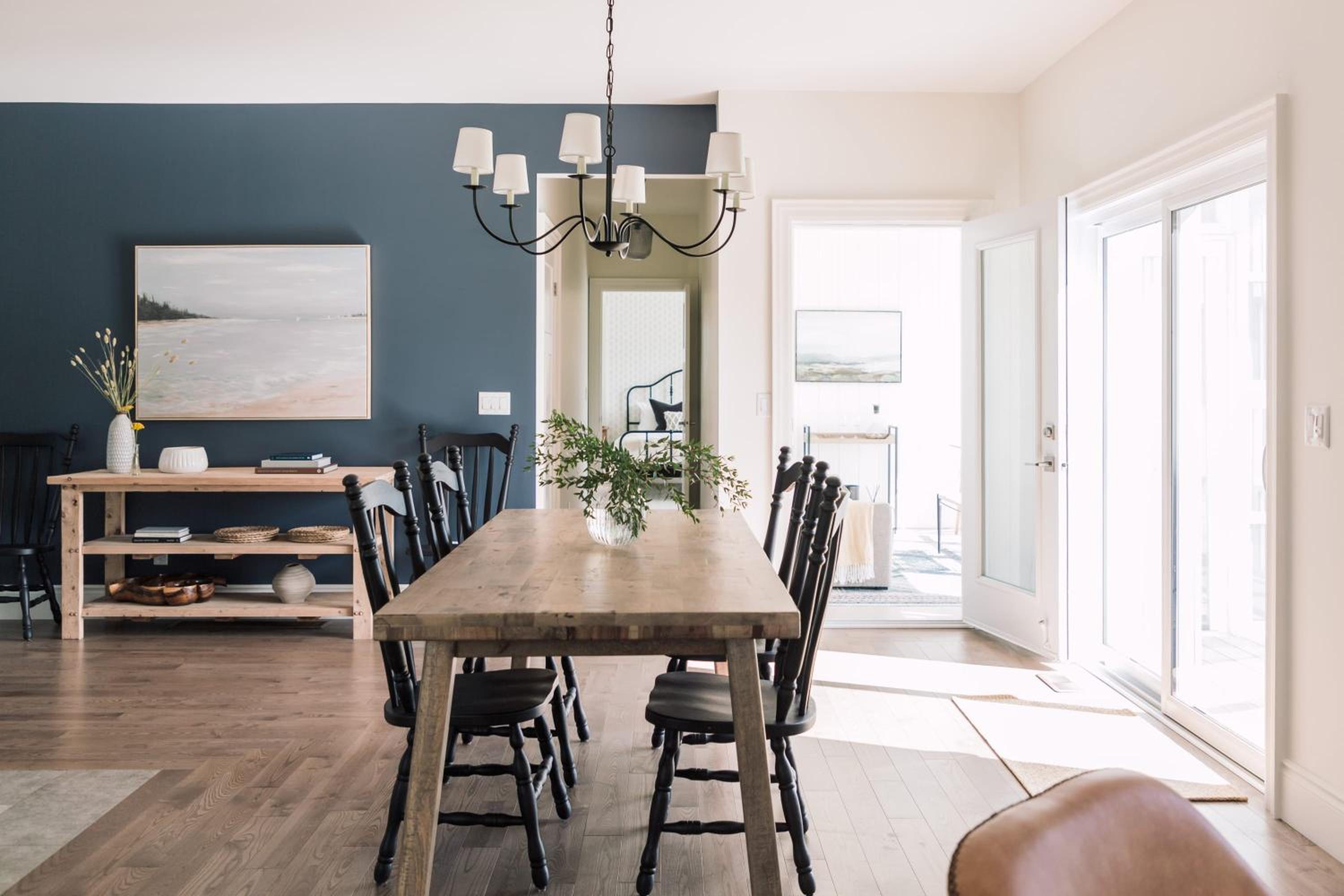 Hambly House - Modern Farmhouse near PEC