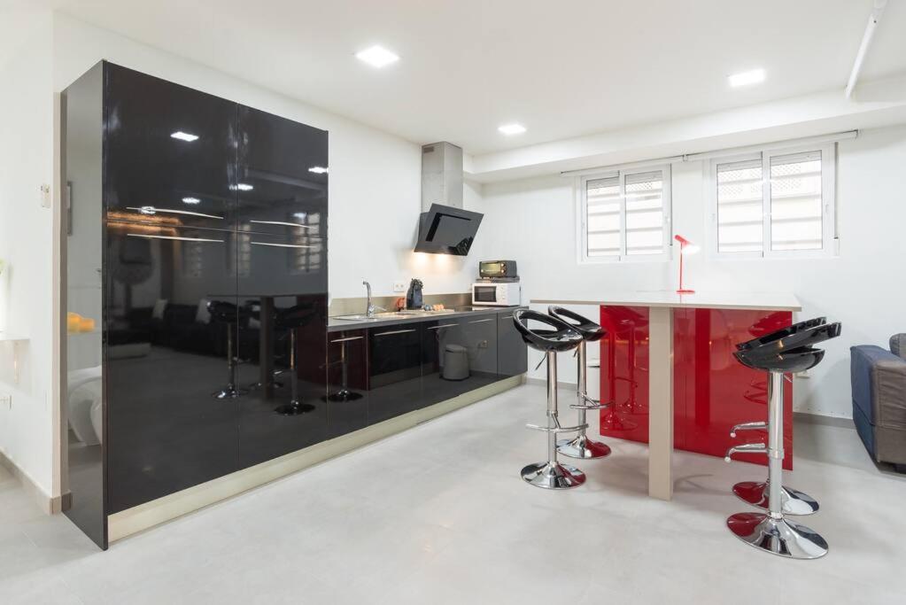 Incredible luxury location in Puerto Banús beach for families