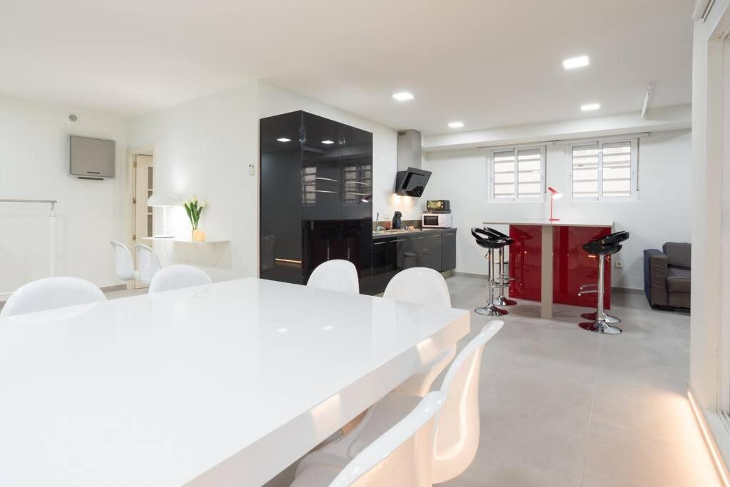 Incredible luxury location in Puerto Banús beach for families
