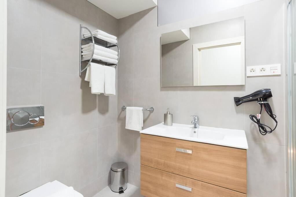 Incredible luxury location in Puerto Banús beach for families