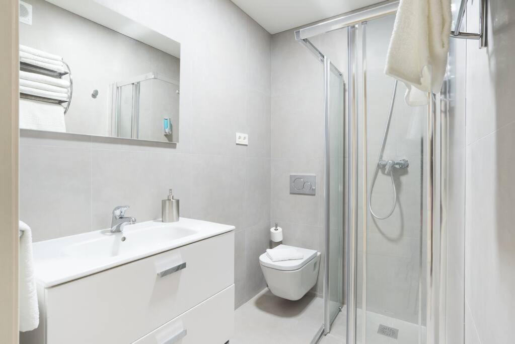 Incredible luxury location in Puerto Banús beach for families