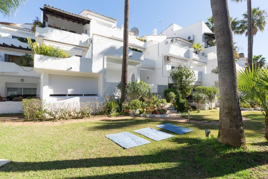 Incredible luxury location in Puerto Banús beach for families